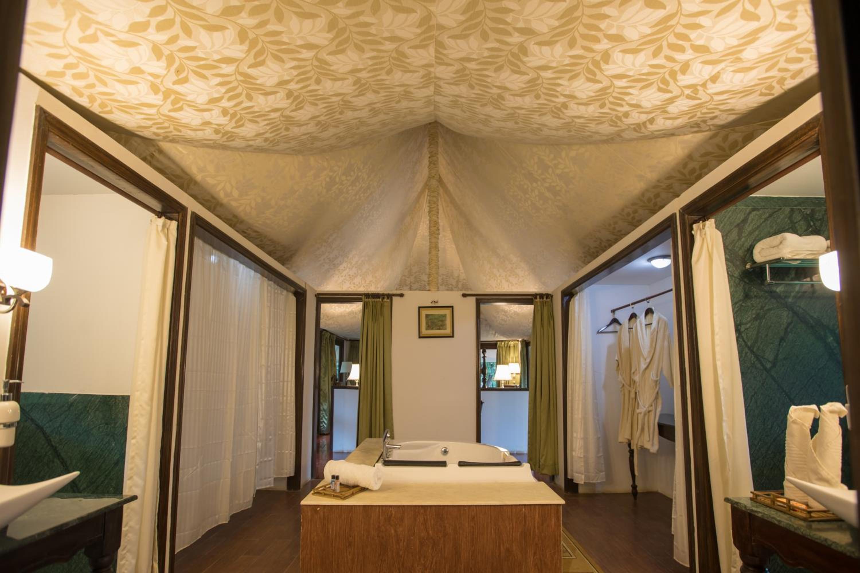 Tuli Veer Bagh Resort