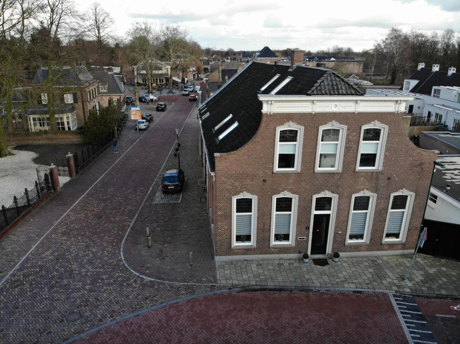 Familie- en Groepsverblijf Het Voorhuis view 2