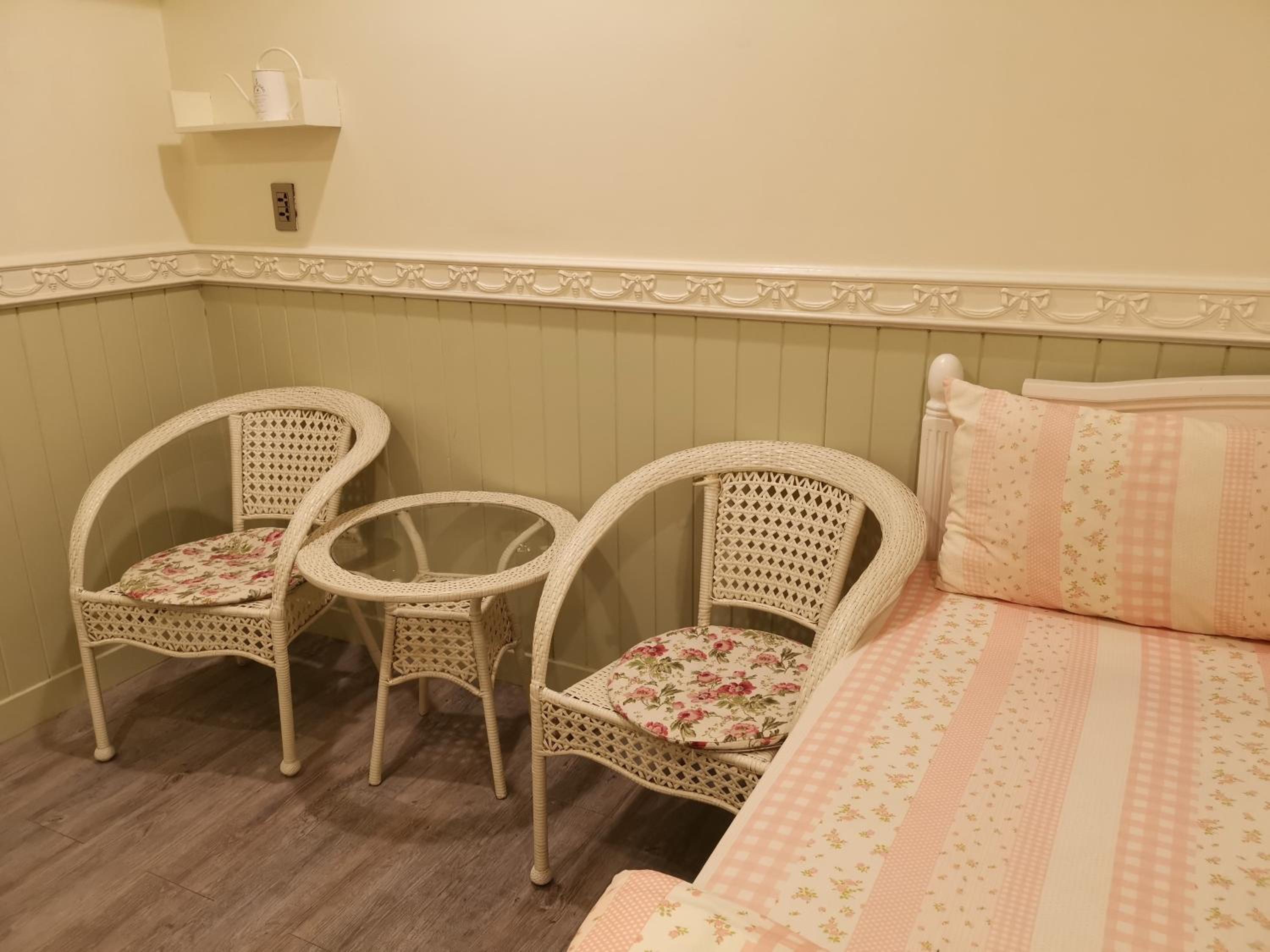 橙舍一館 TW Hostel I