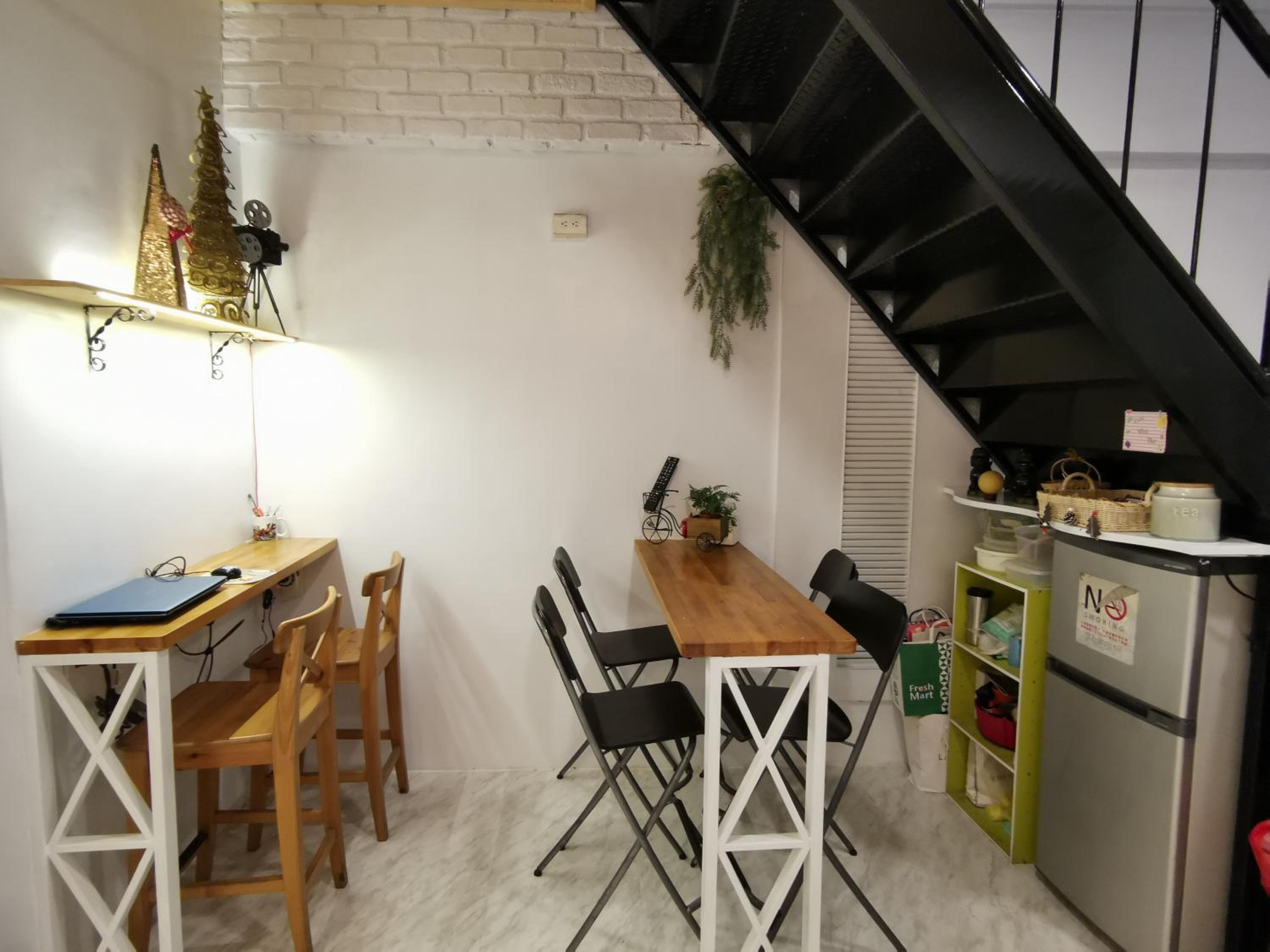 橙舍一館 TW Hostel I