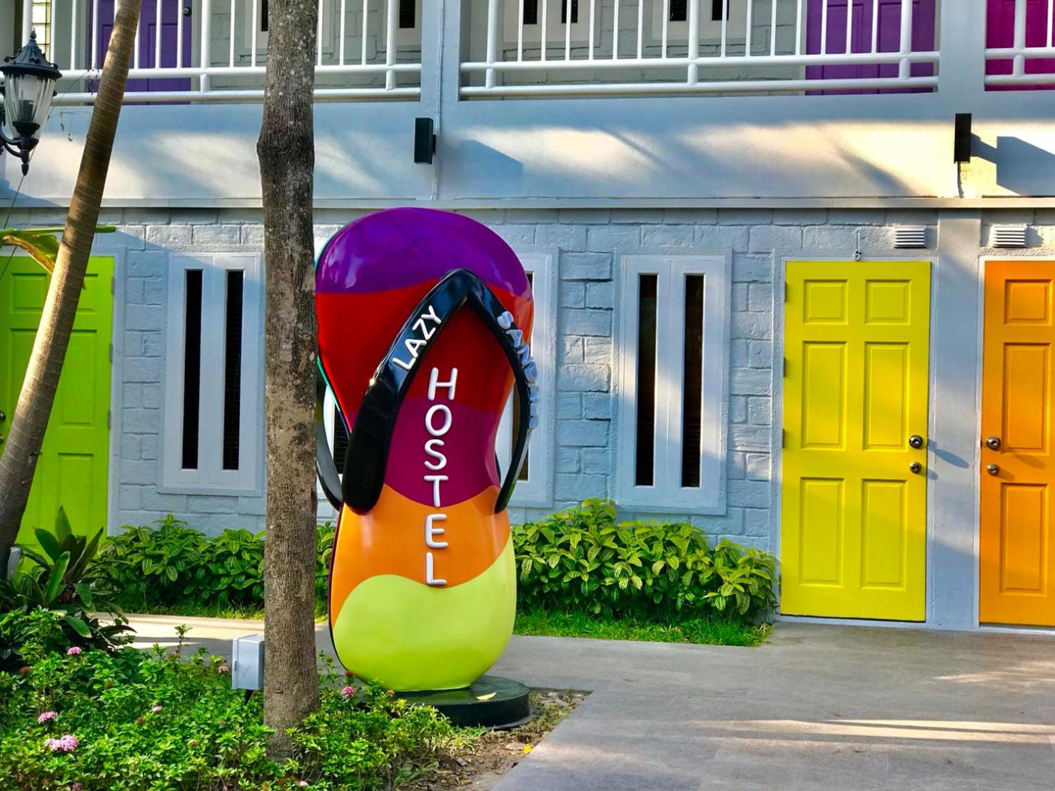 Hotel Lazy Sandals - Image 1