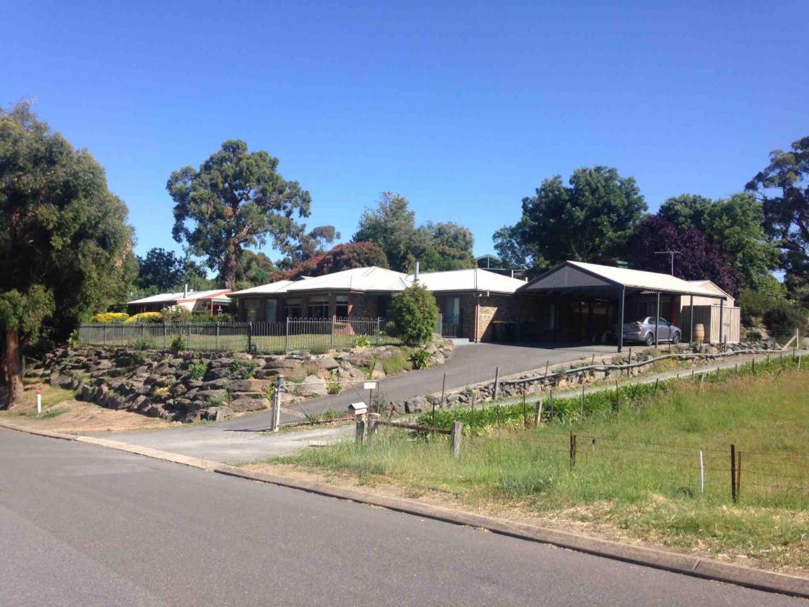 Adelaide Hills Escape