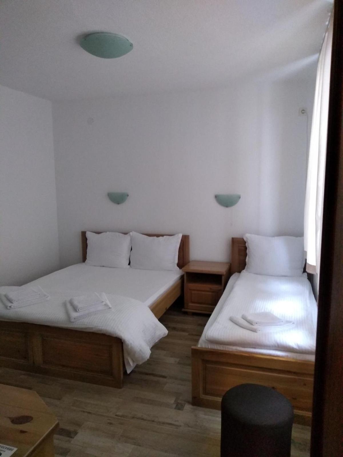 Guesthouse White Margarit