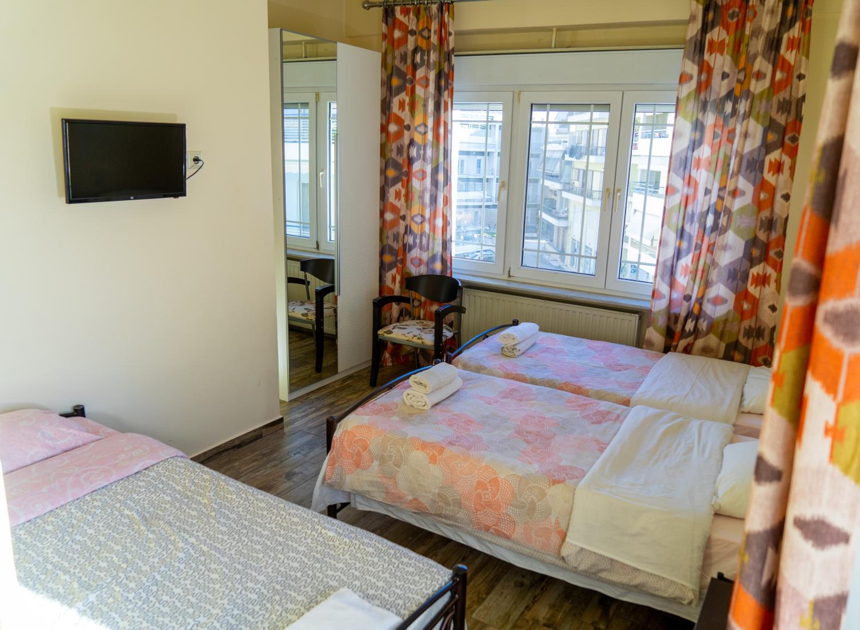 Nomads Rooms