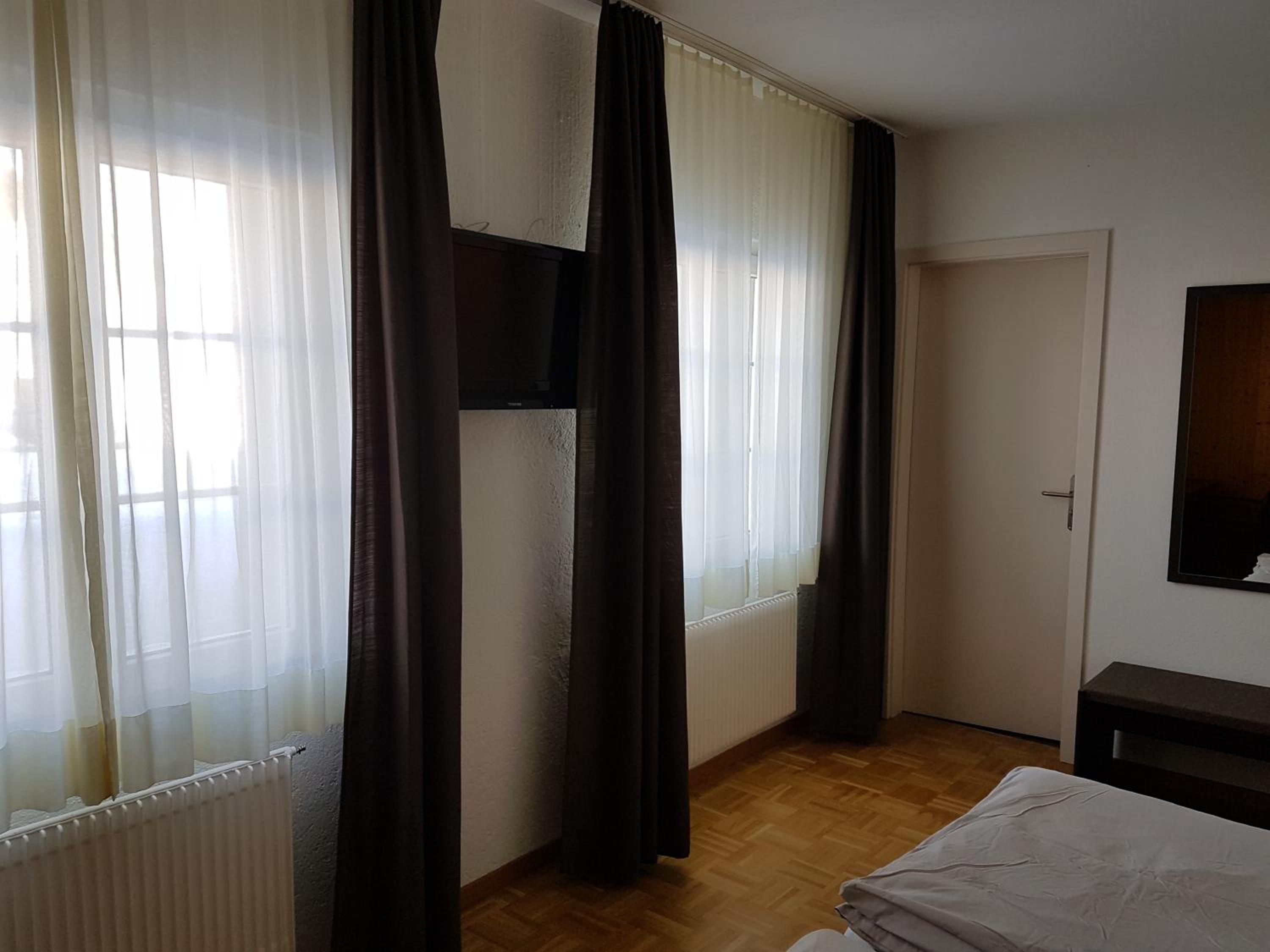 Photo 29