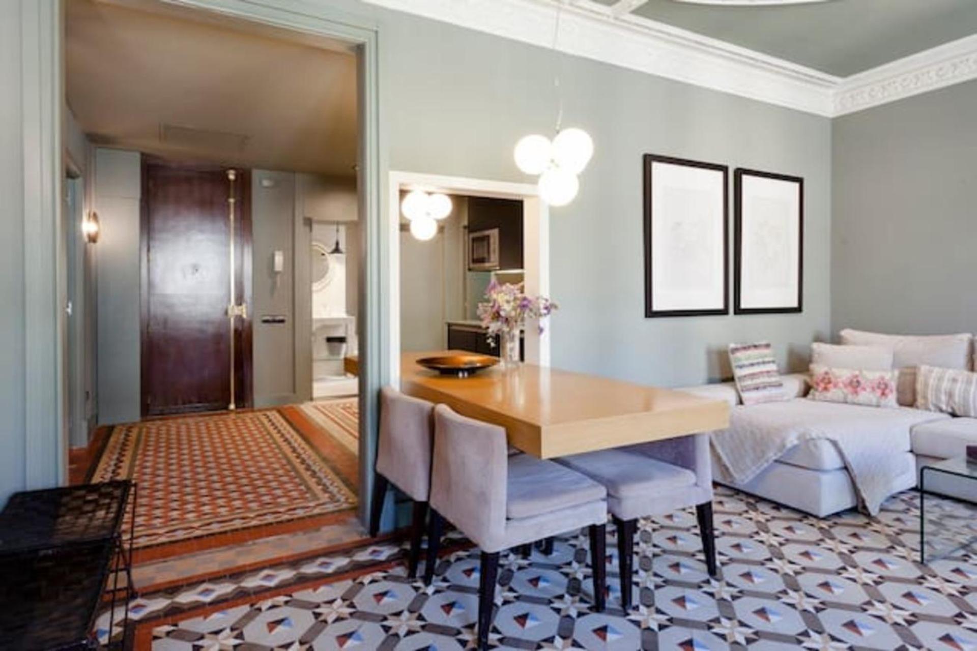 Unique Rentals - Luxurious Oasis