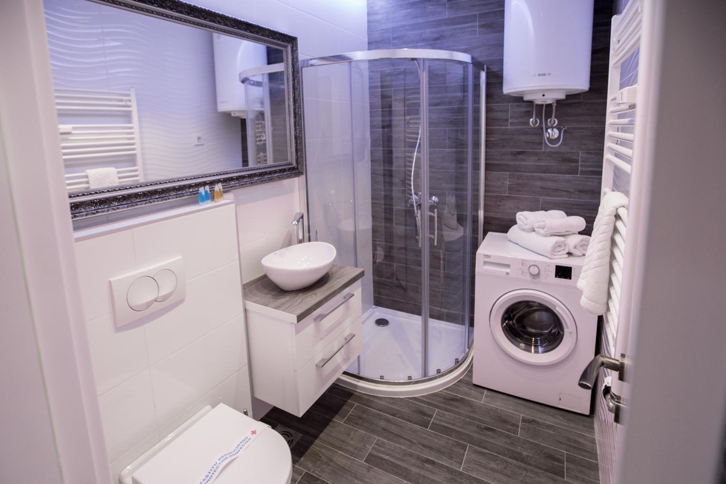 Apartment Exclusive and Studio