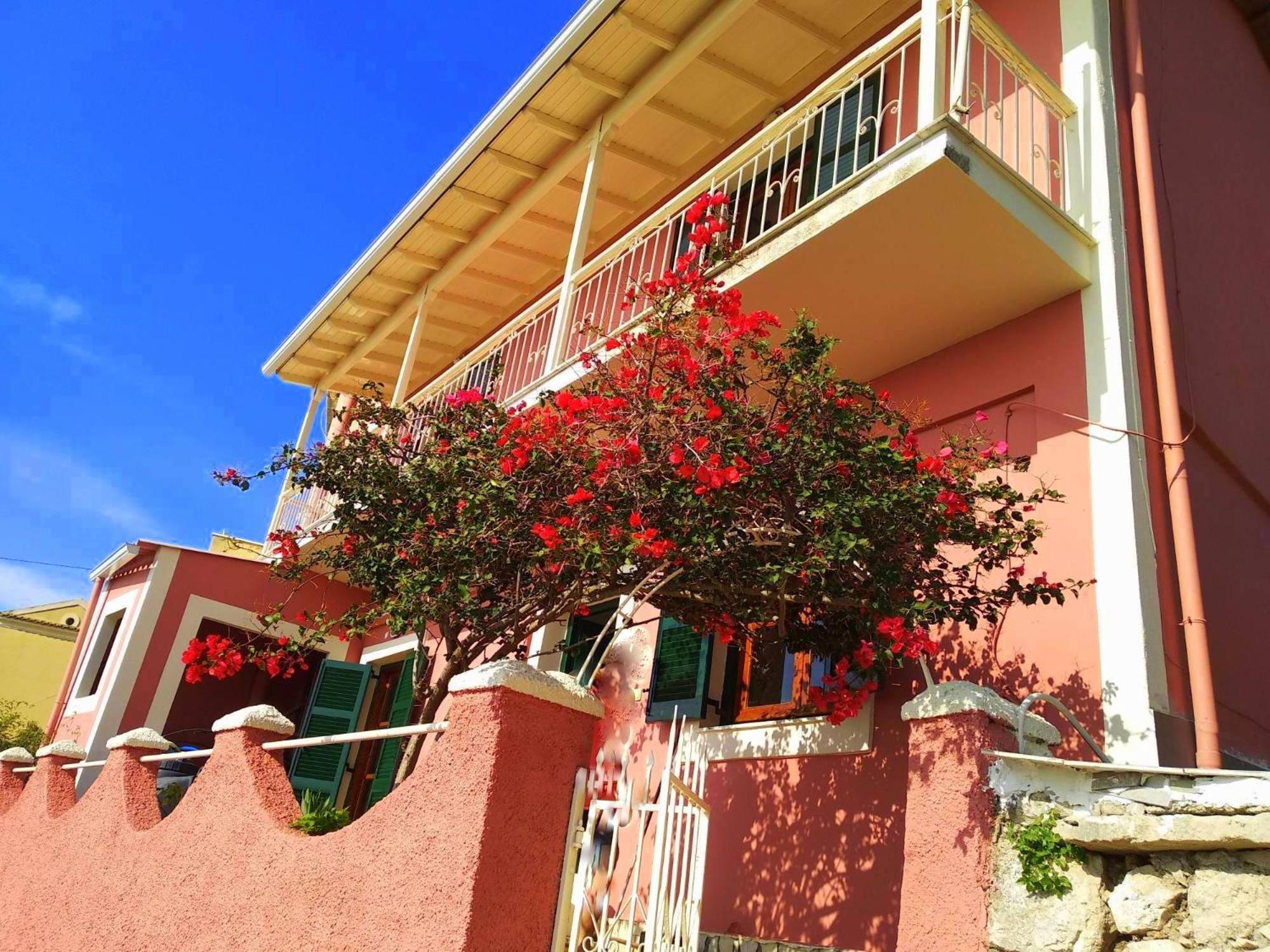 Traditional Panoramic Sea View House view 4