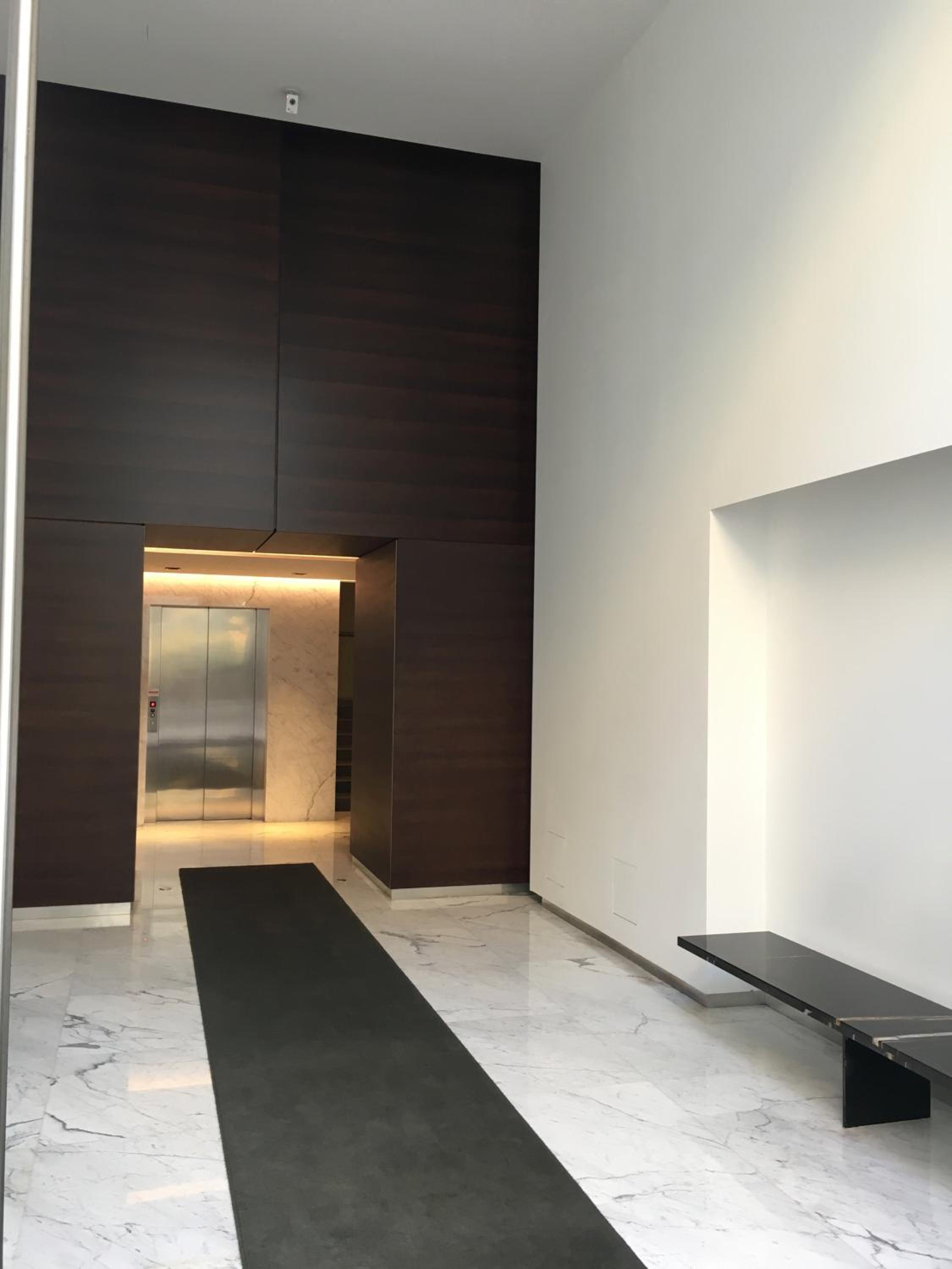 Corso Como - New Building Apartment