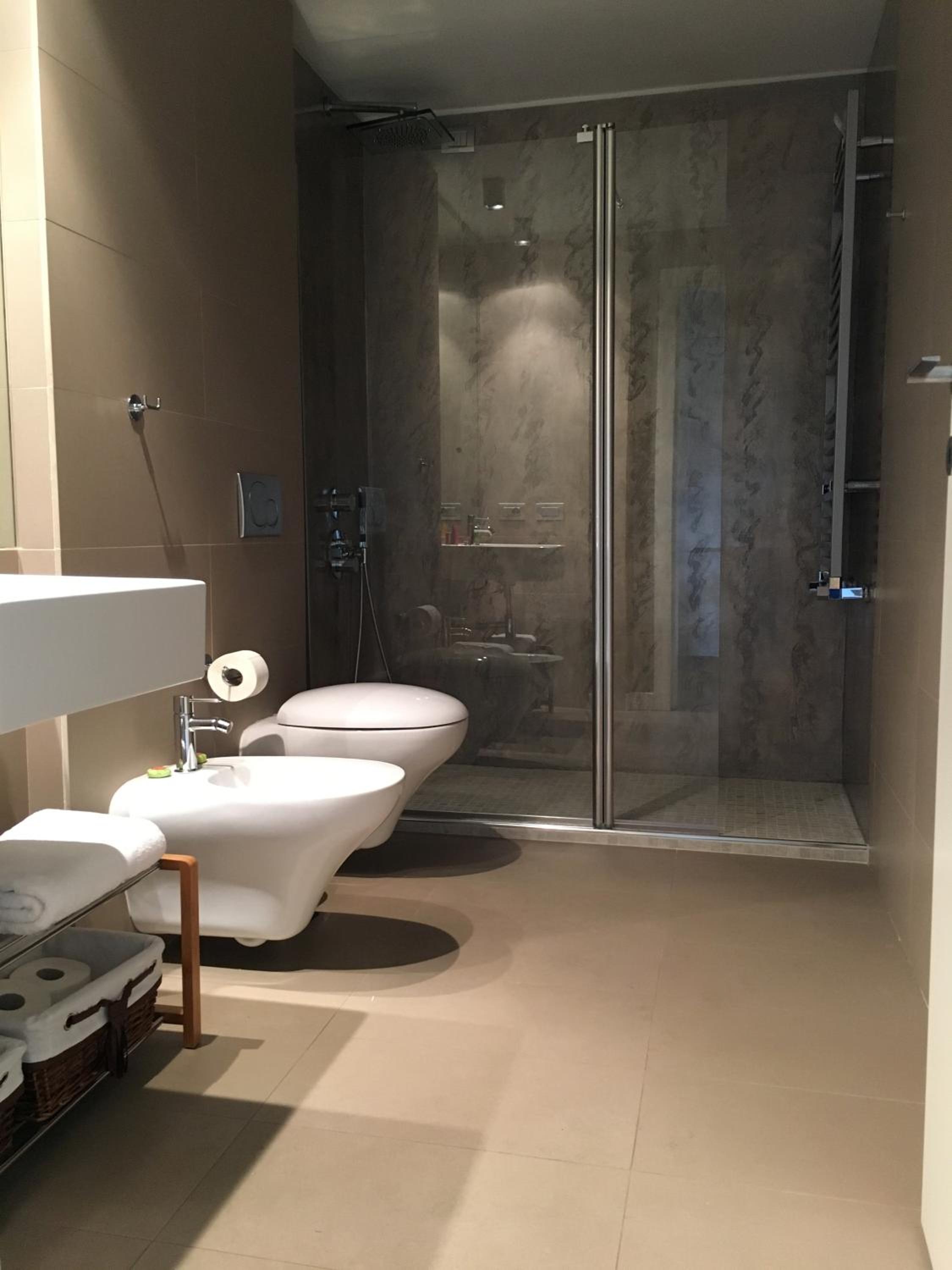 Corso Como - New Building Apartment