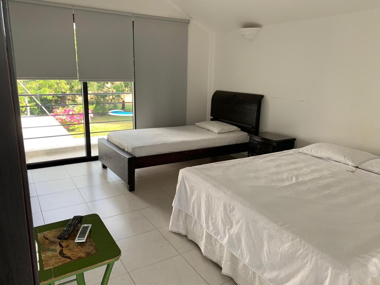Casa Girardot Condominio El peñon 5 Habitaciones.