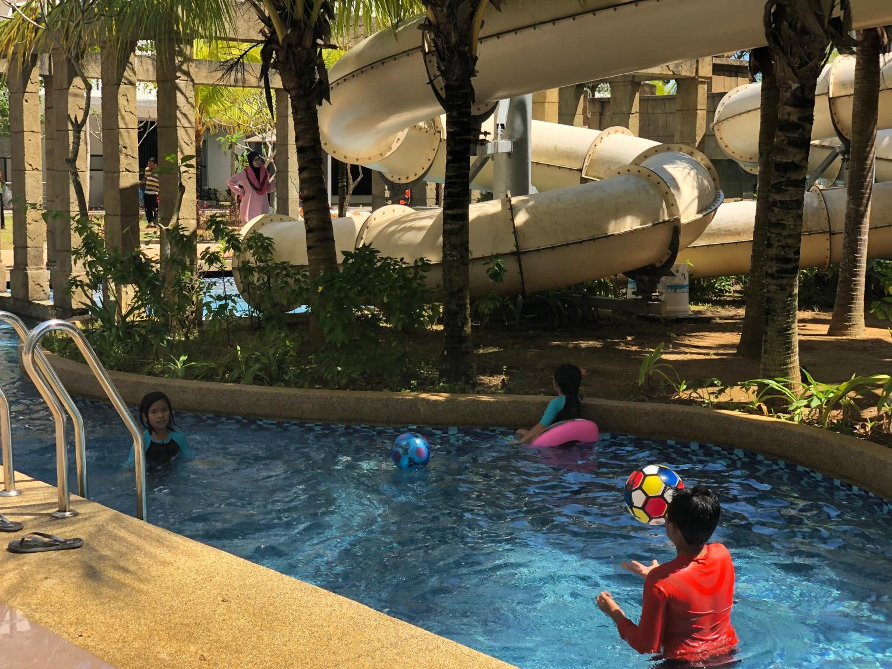 Swiss Garden Residence Pool Sea view Beach Resort LUXURY apartment & FaMiLy SUITE photo 6