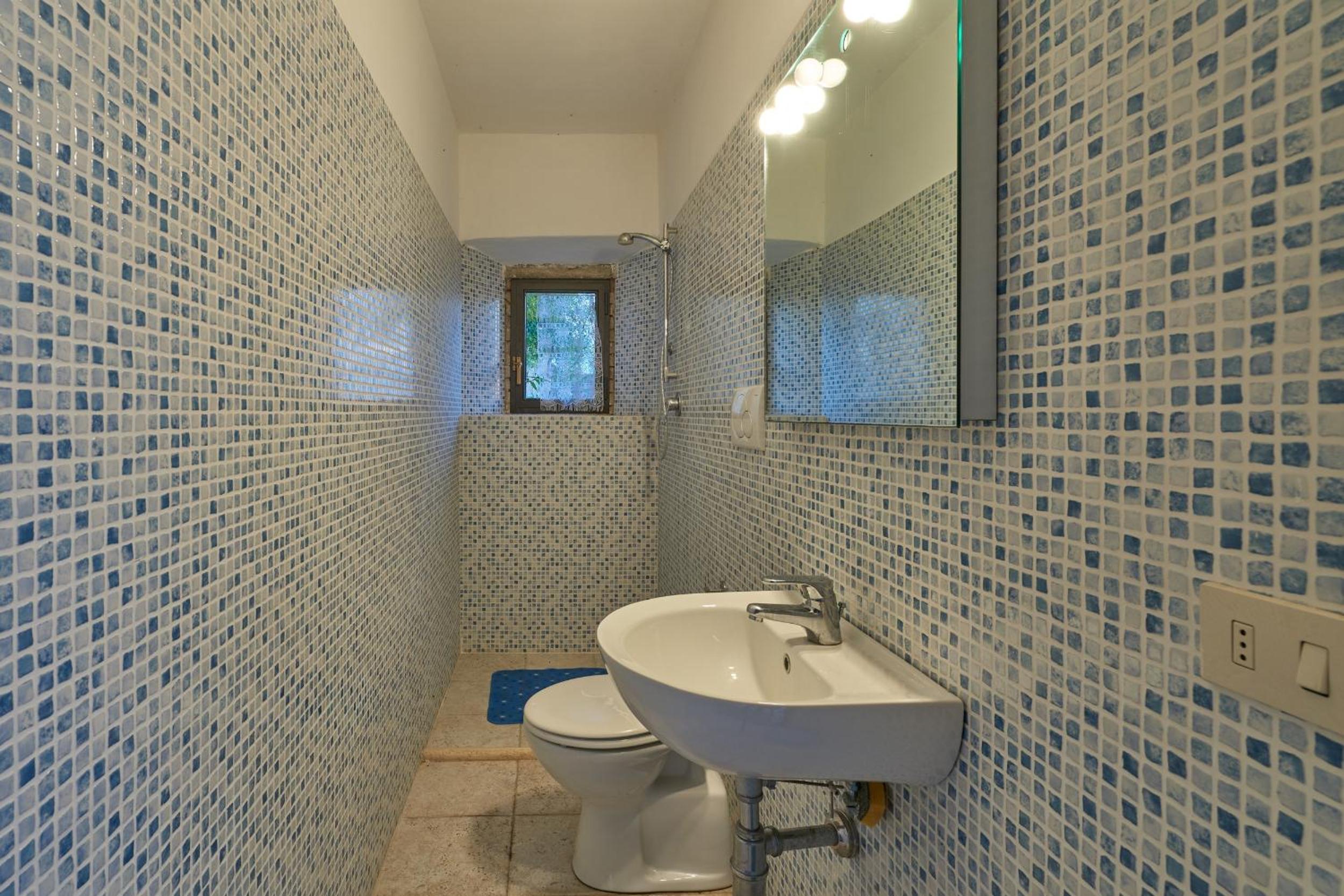 Photo 40