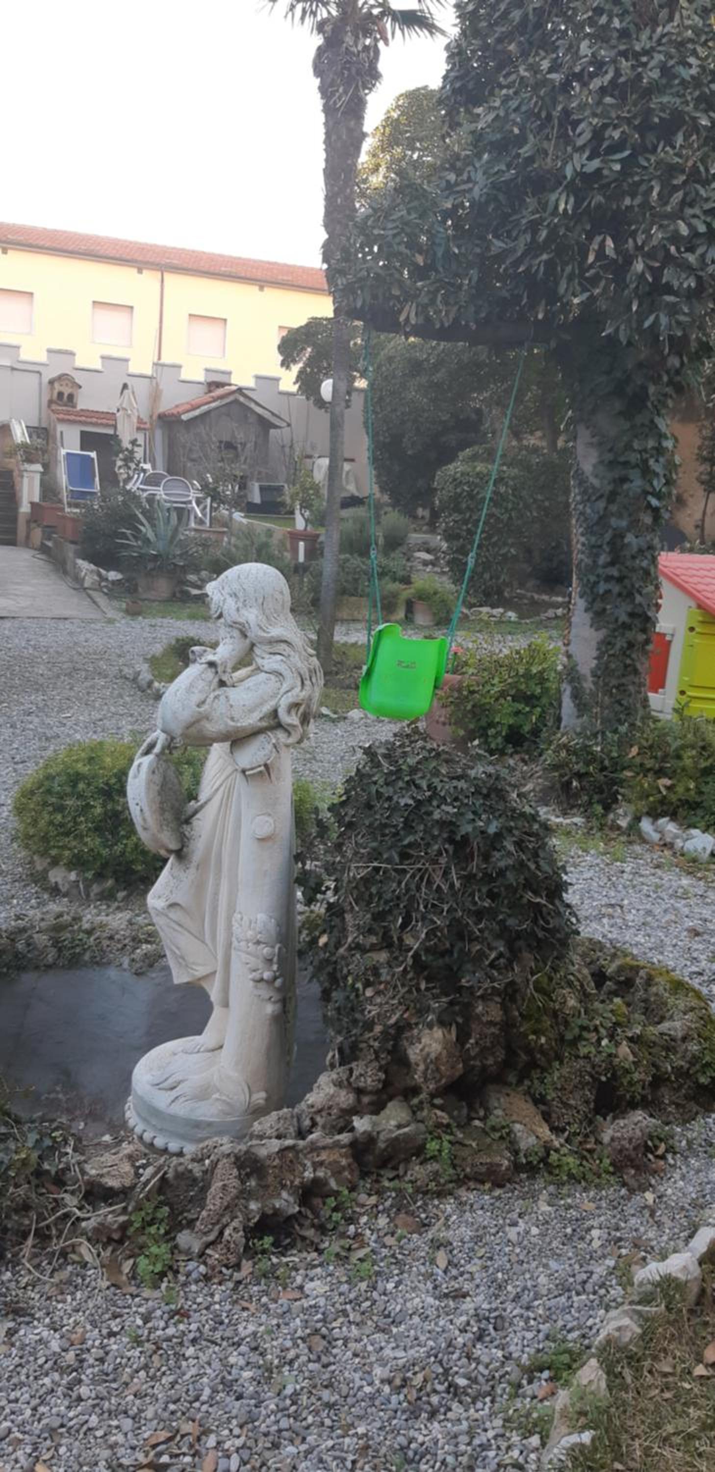 Photo 35