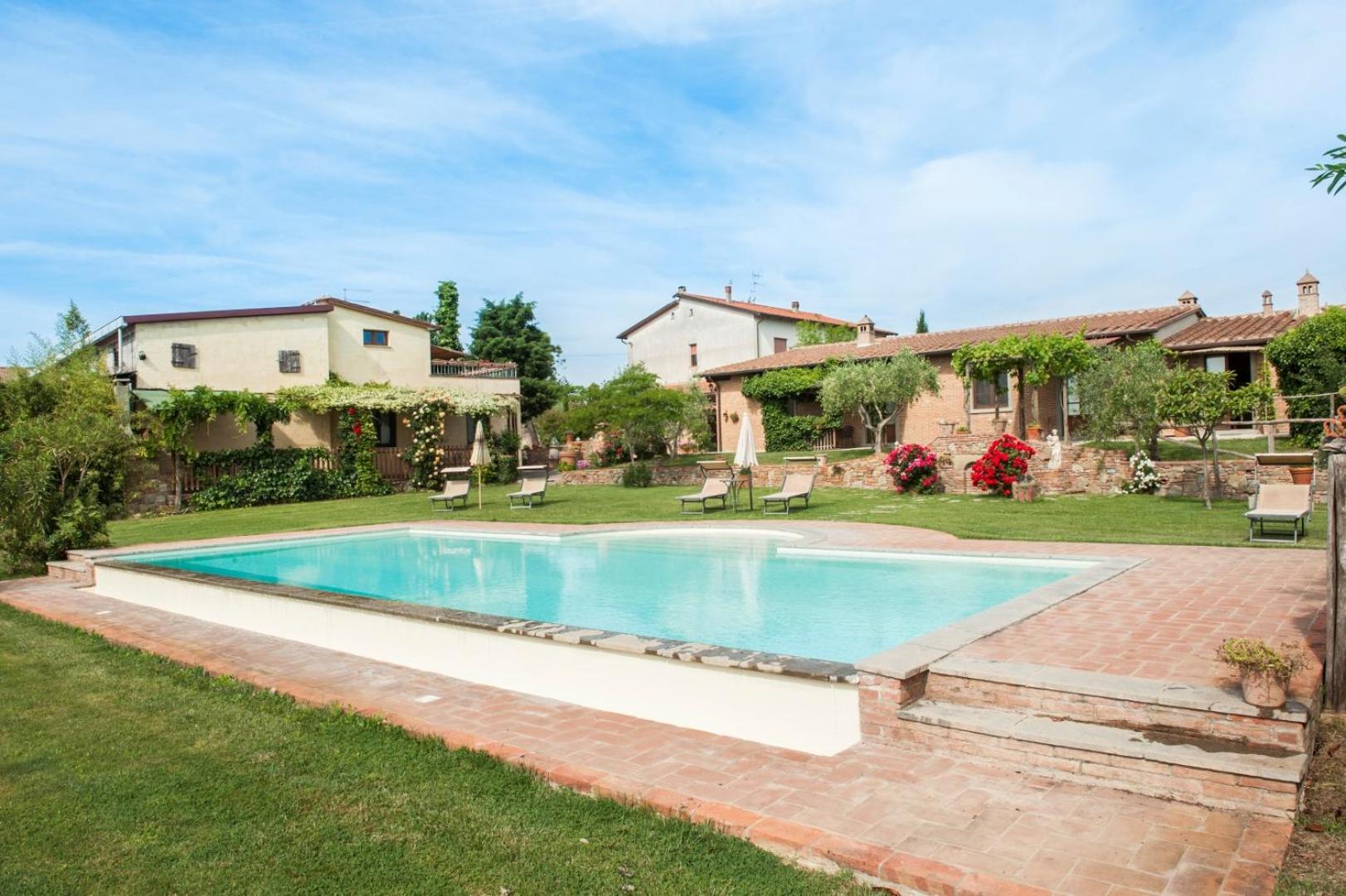 Agriturismo Pratovalle
