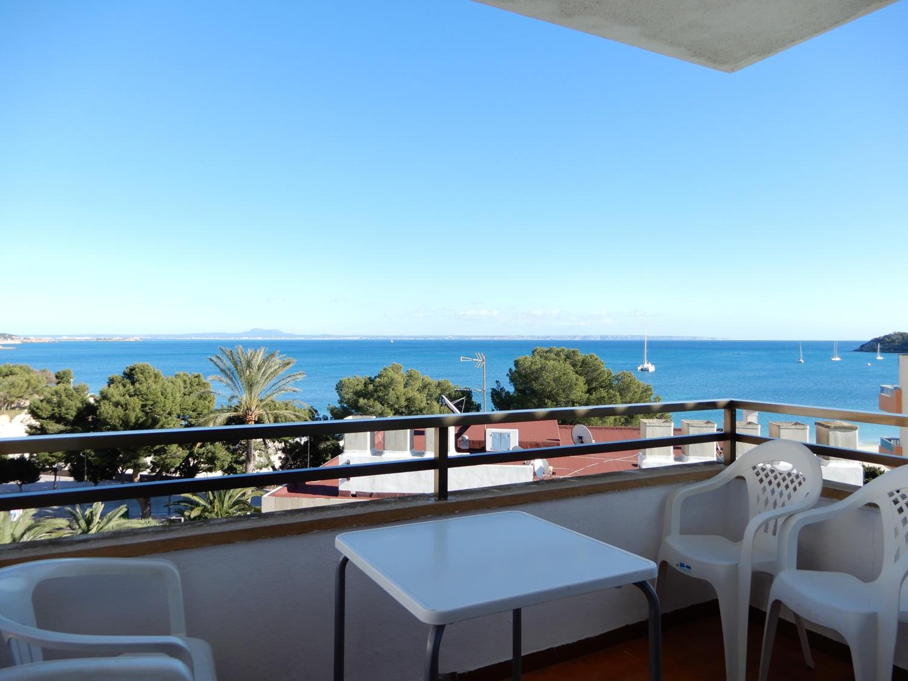 Marina Palmanova Apartamentos