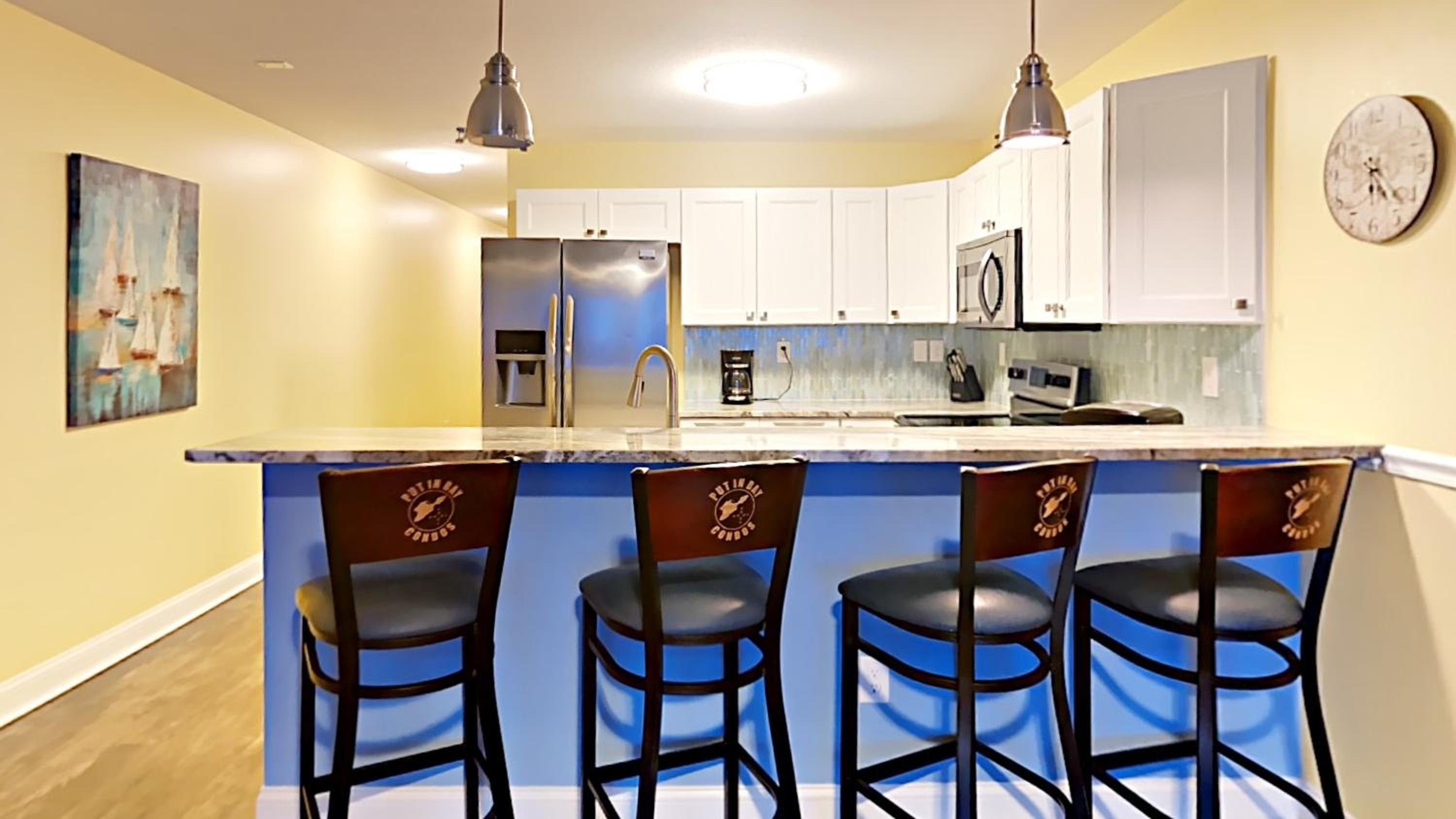 Put-in-Bay Waterfront Condo #205 view 5