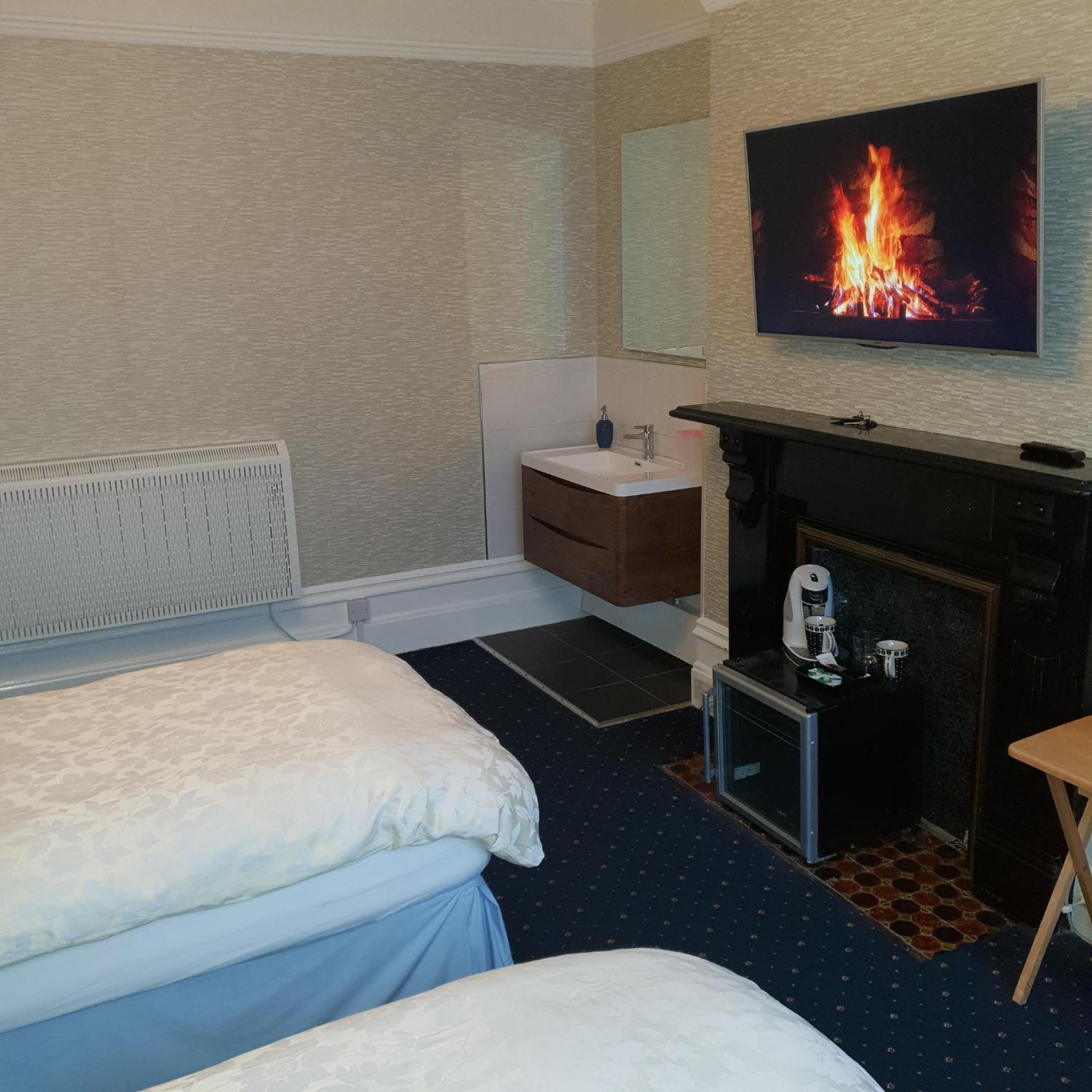 Leicester Vacations - Abinger Guest House - Property Image 11