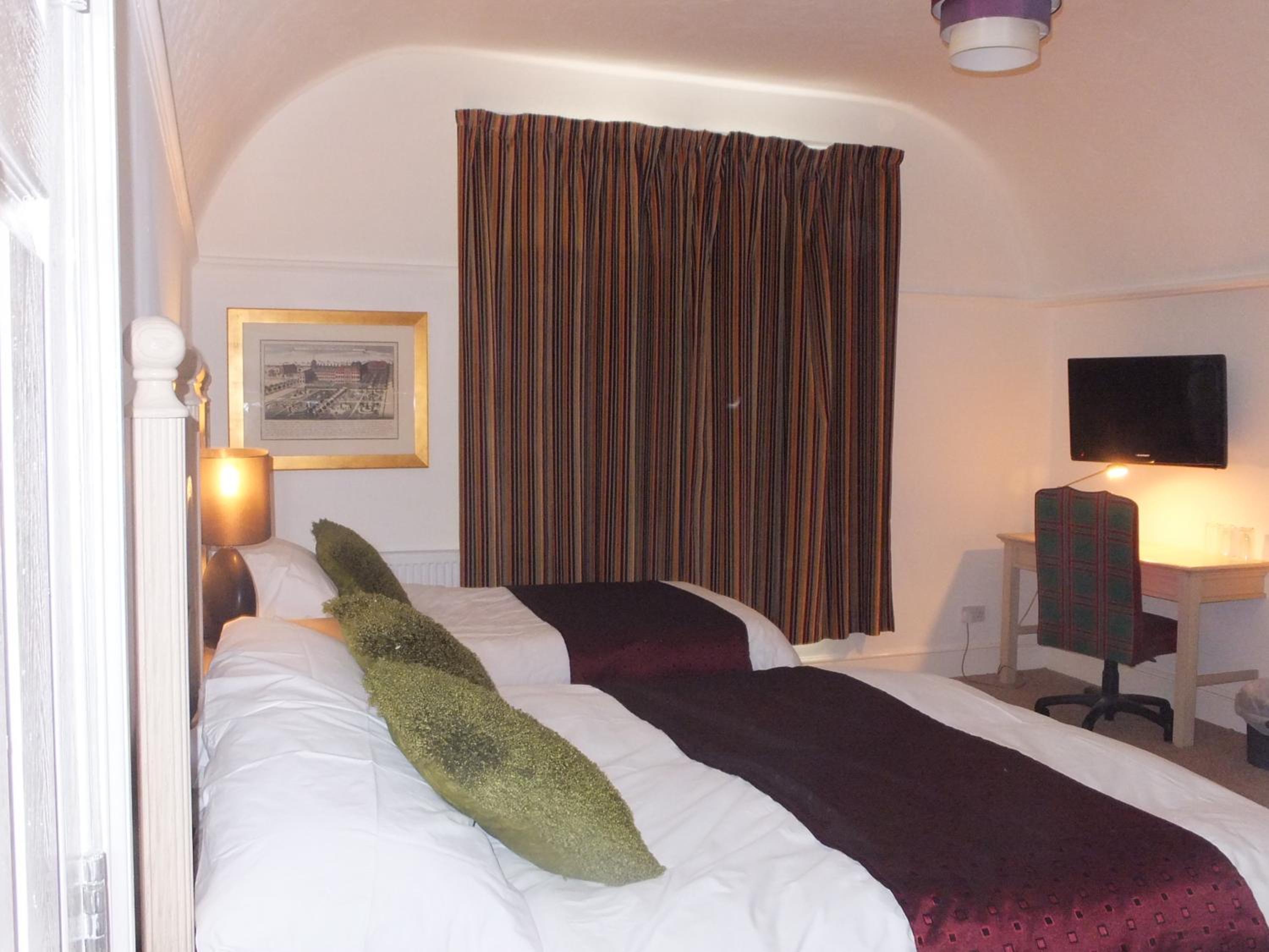 Jessamine House Hotel