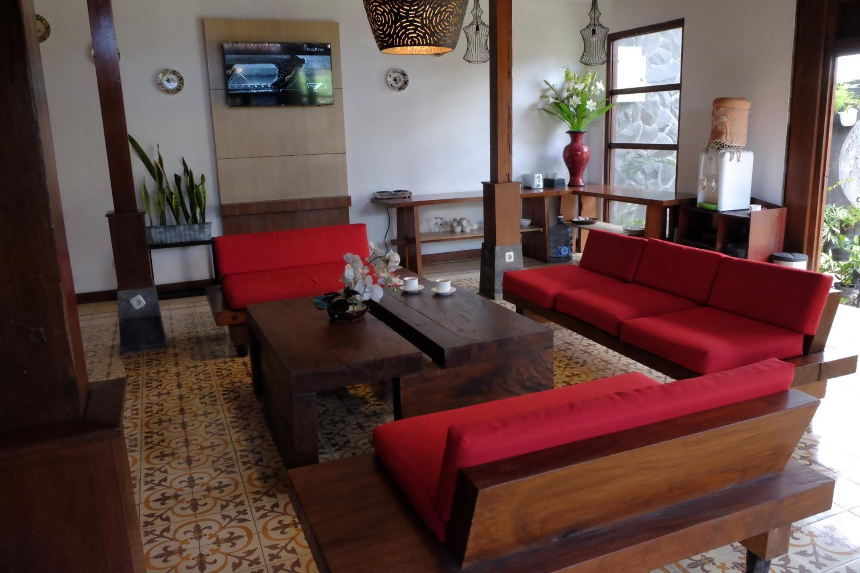 Puri Langenarjan Guest House