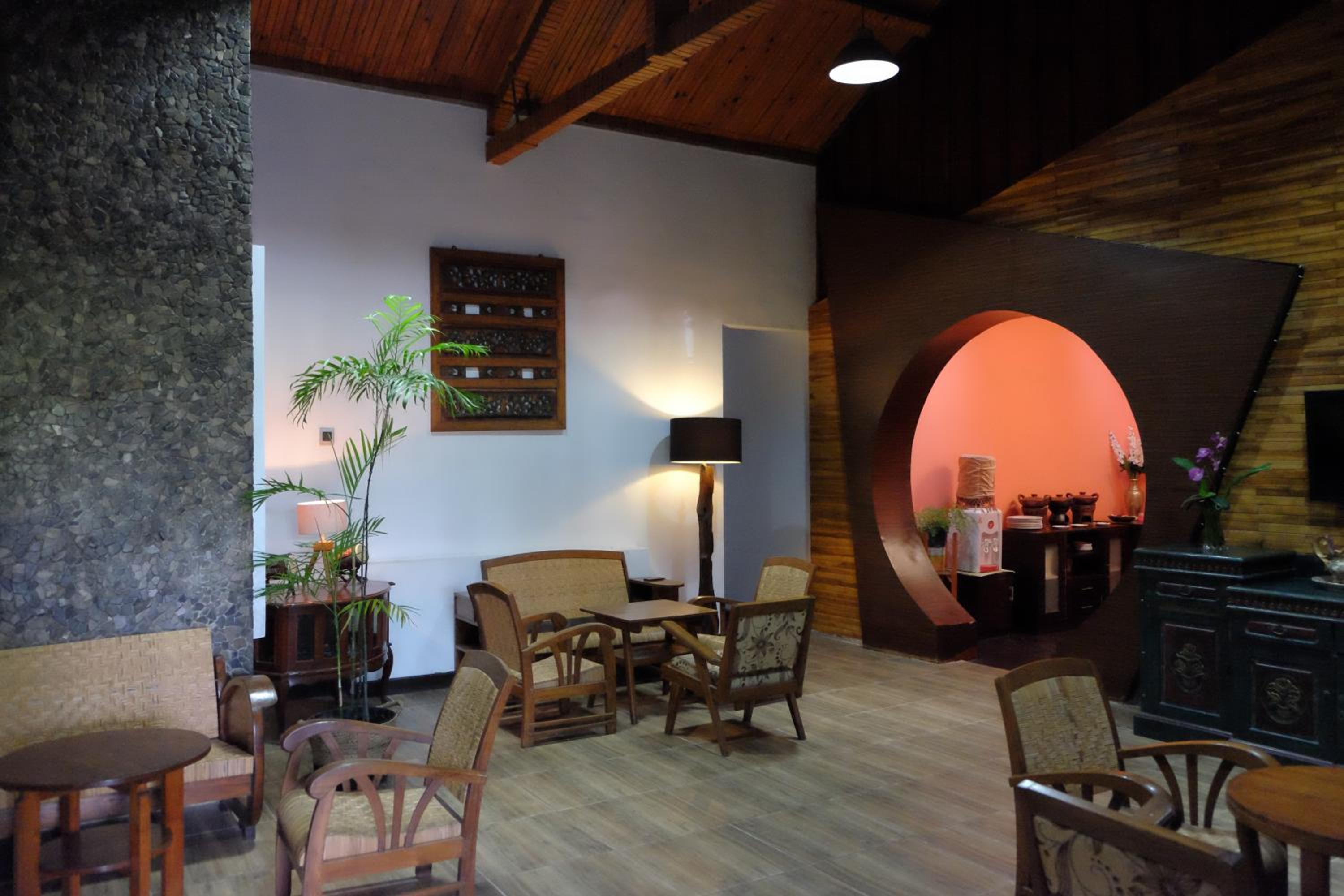Puri Minggiran Guest House view 5