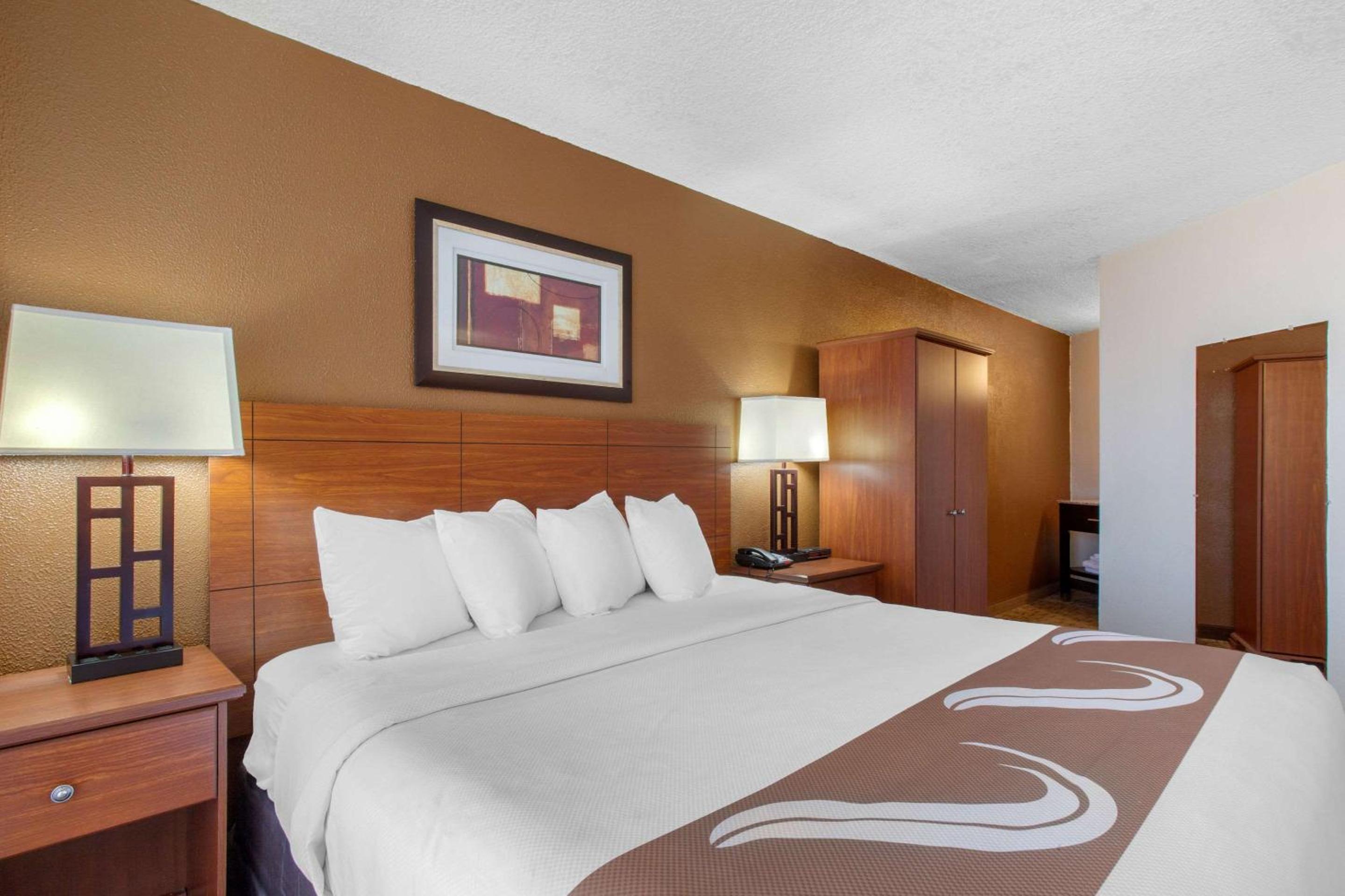 Page Vacations - Quality Inn View of Lake Powell - Page - Property Image 17