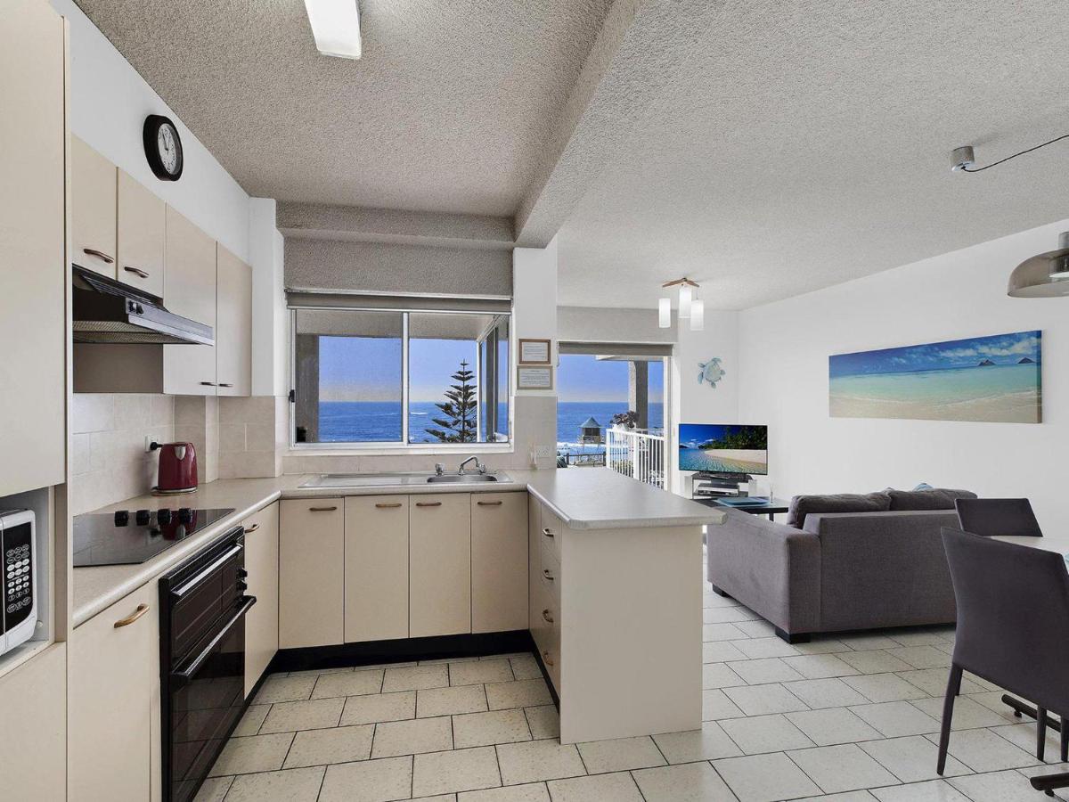 Dolphin Court 5