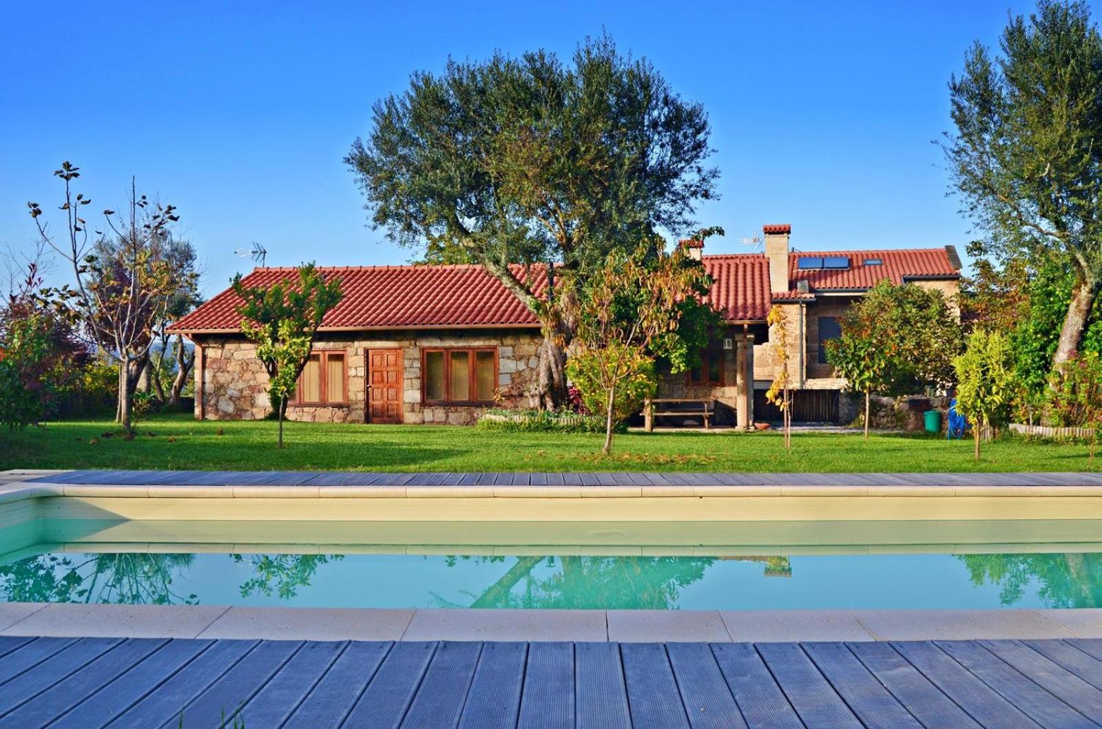 Casa de Reborido view 3