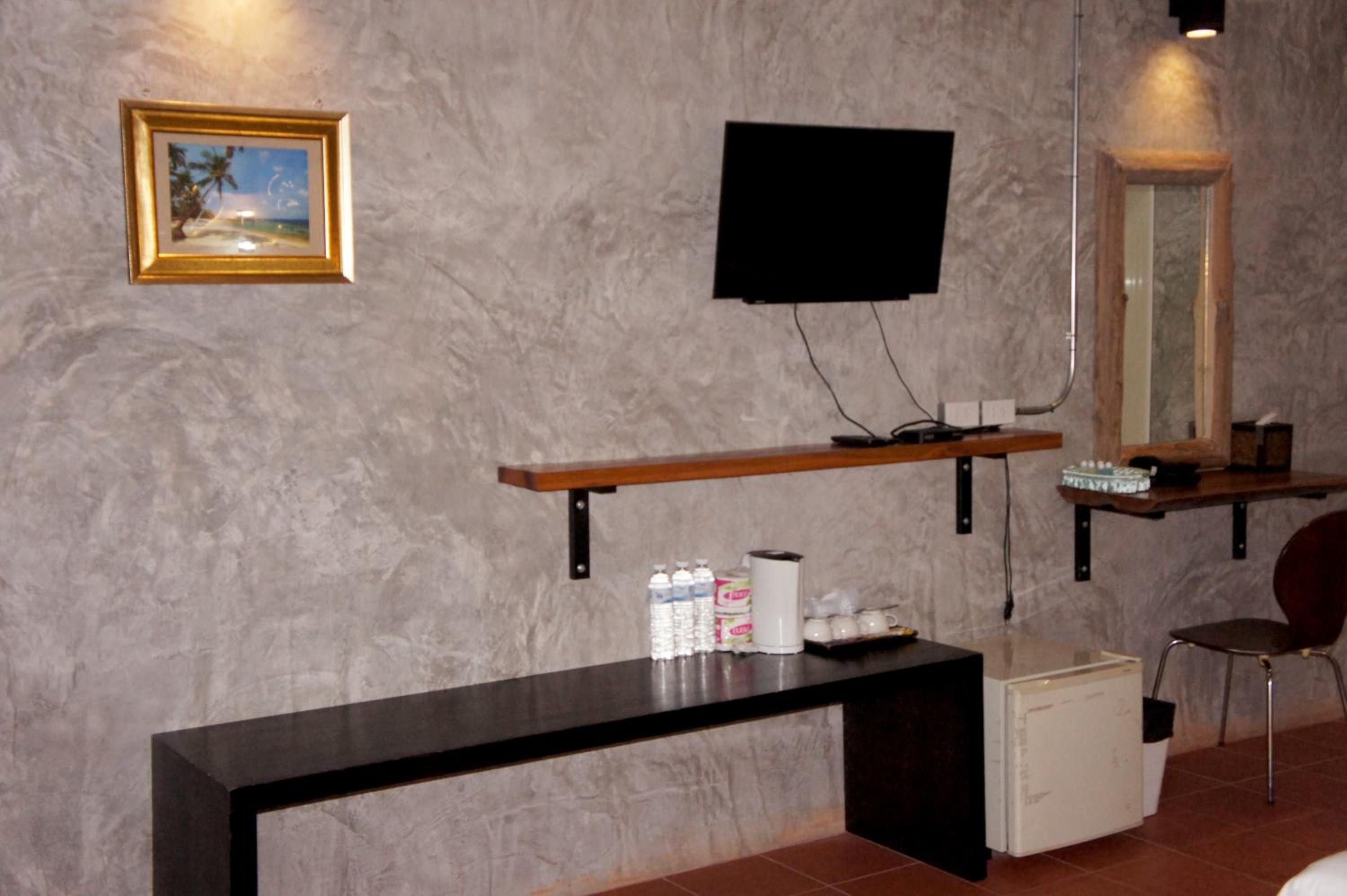 White Jail at Koh Tao Hostel