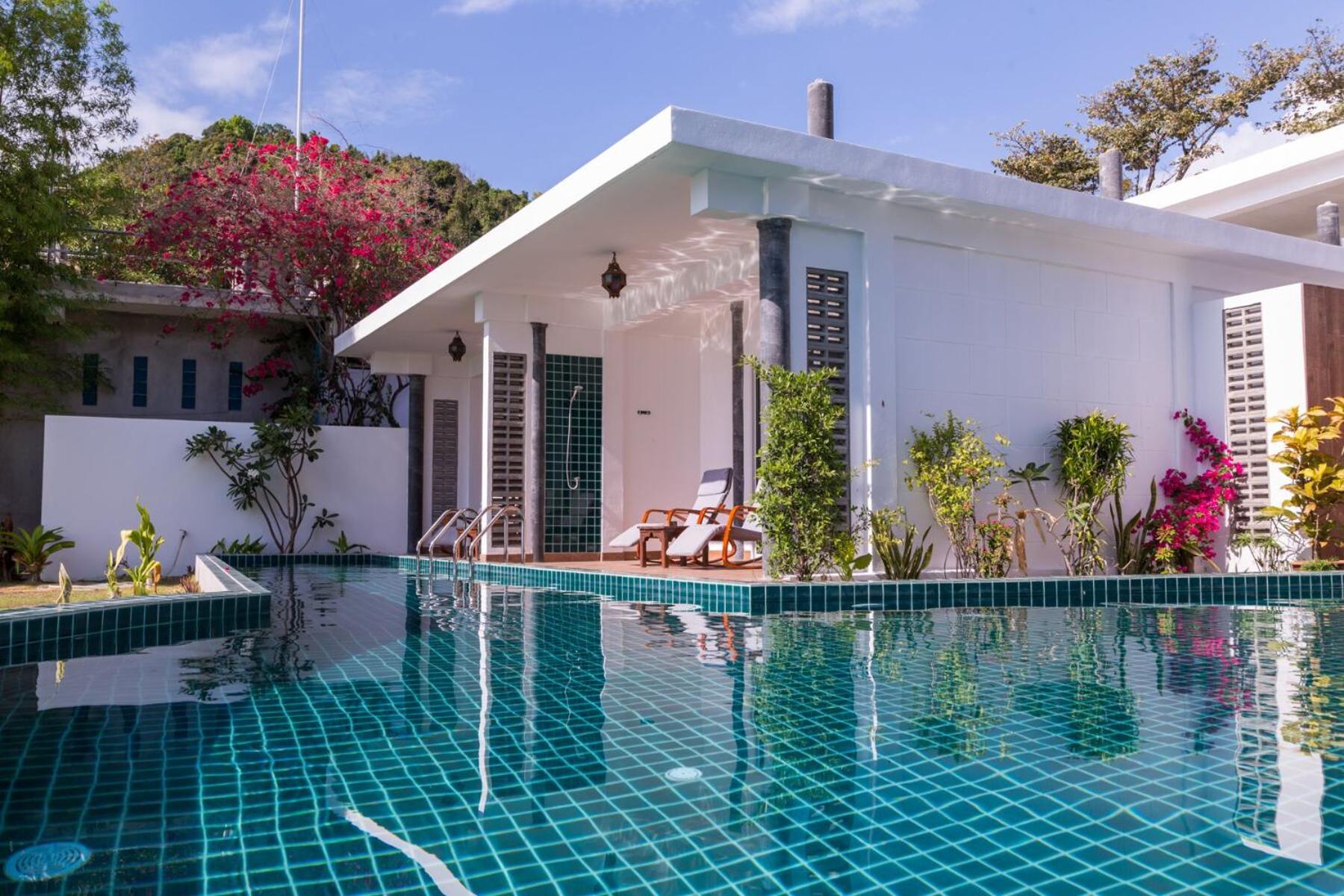 Hotel Yao Yai Beach Resort - Image 1