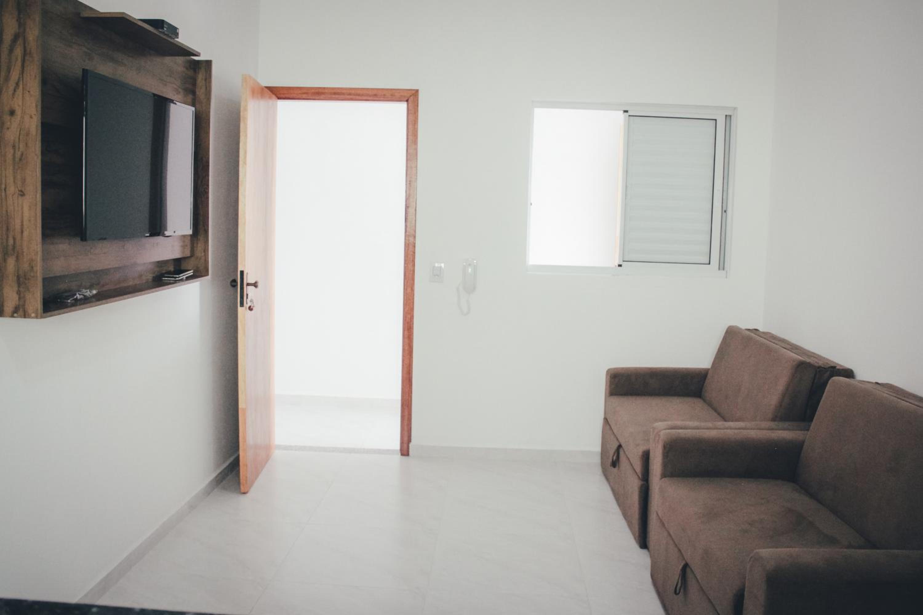 Souza Reis Flat view 3