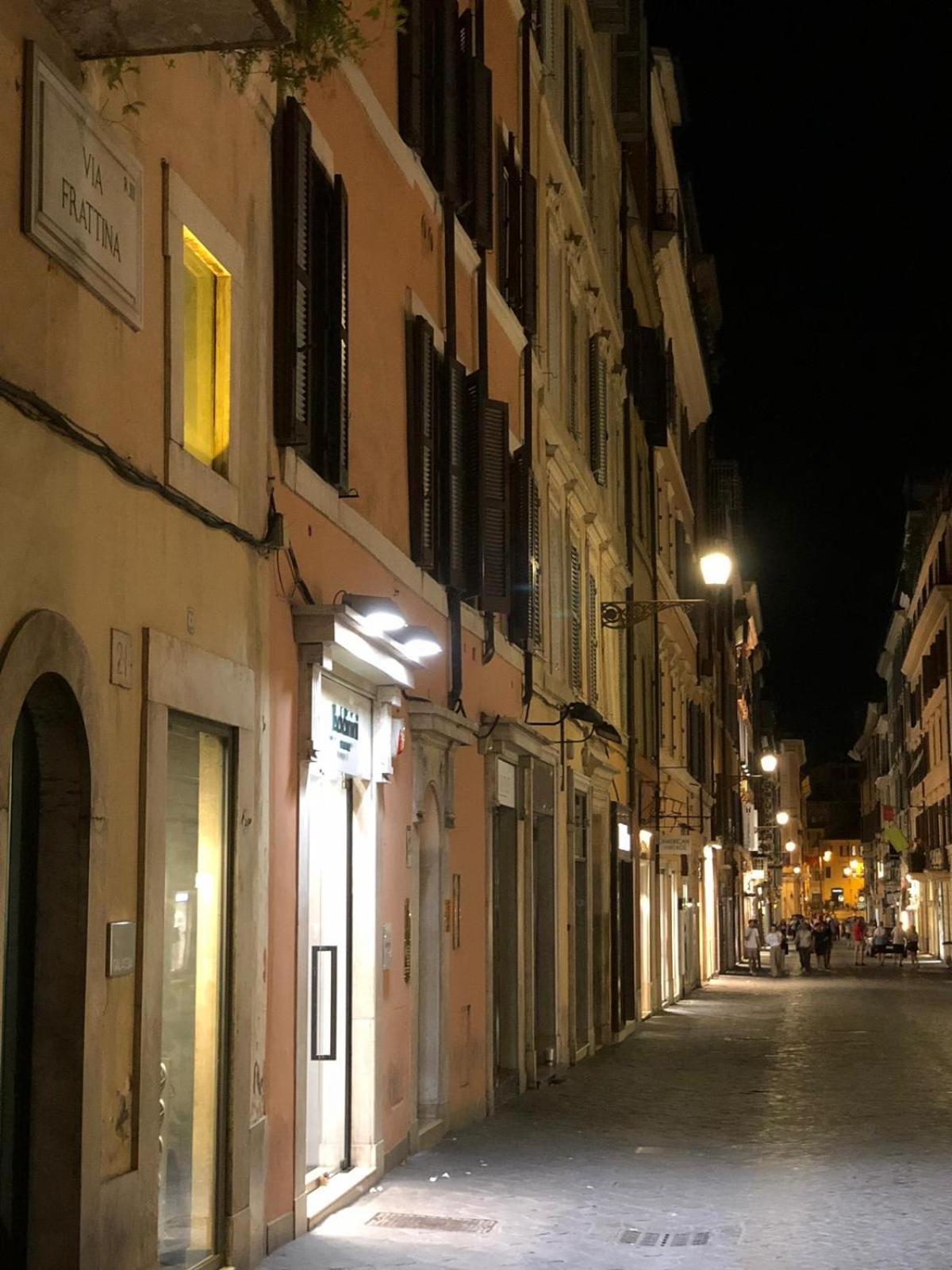 Luxury Apartment Frattina 34 Anelli