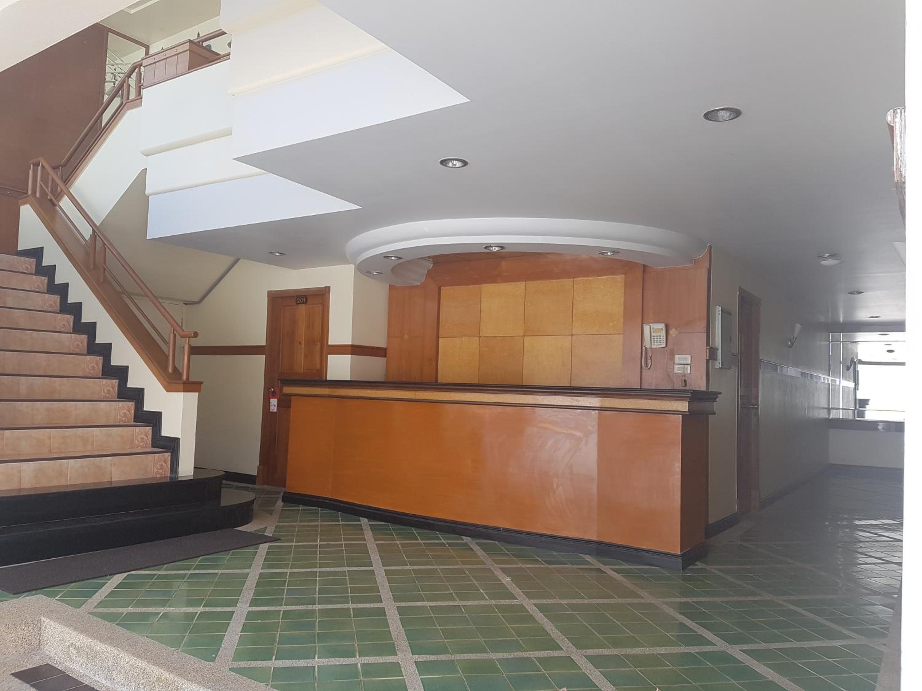 Hotel Phi Phi Hotel - Image 1