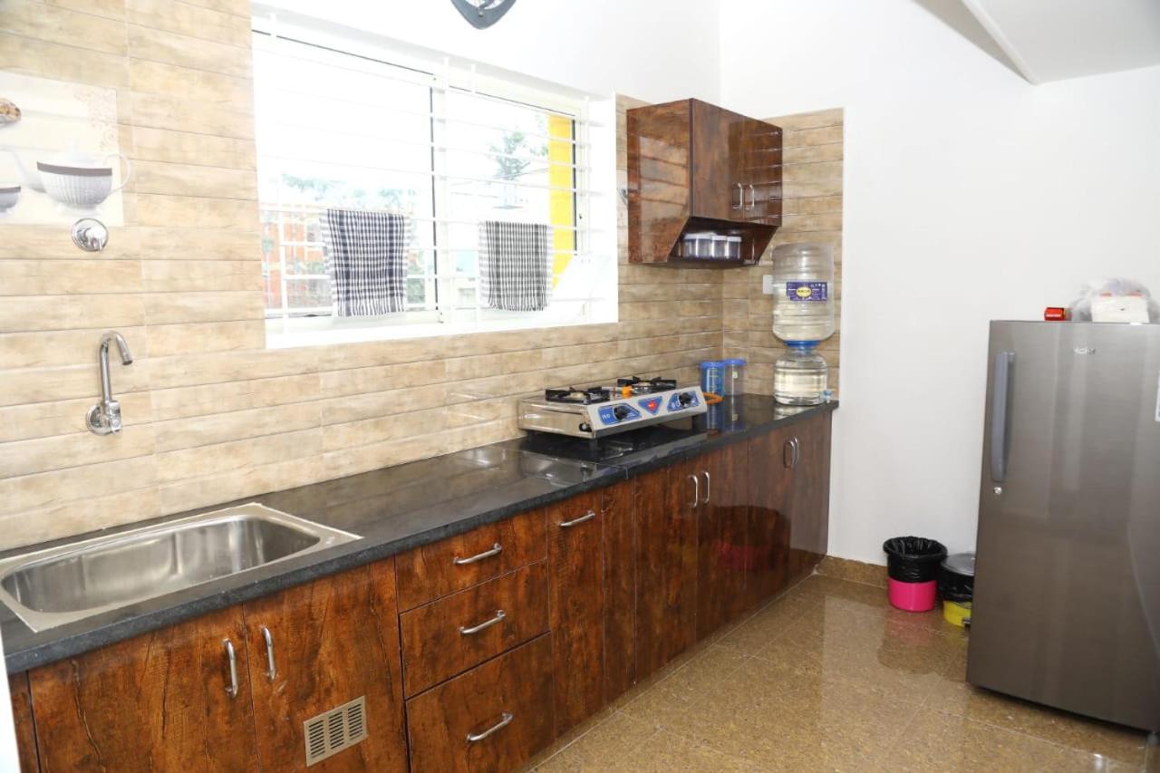Dunhill Premium Service Apartment view 3