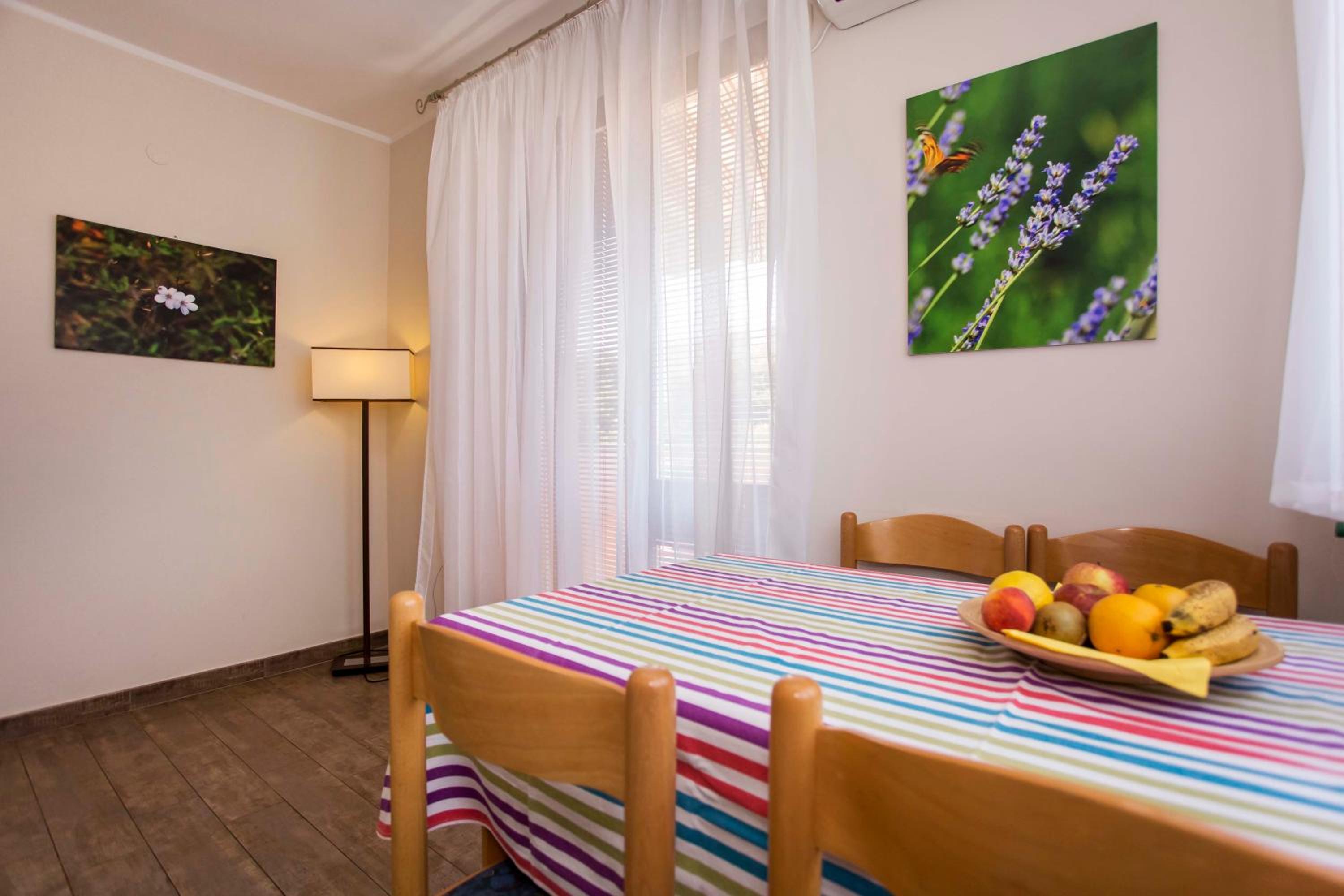 Apartments Romano