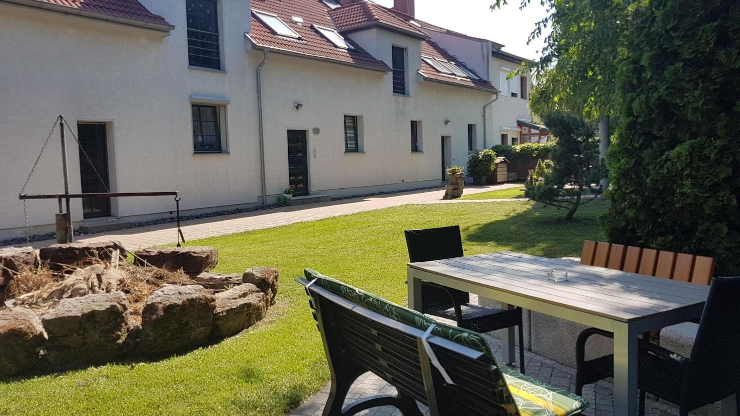 Apartment im Grünen mit Anbindung ans Zentrum view 3