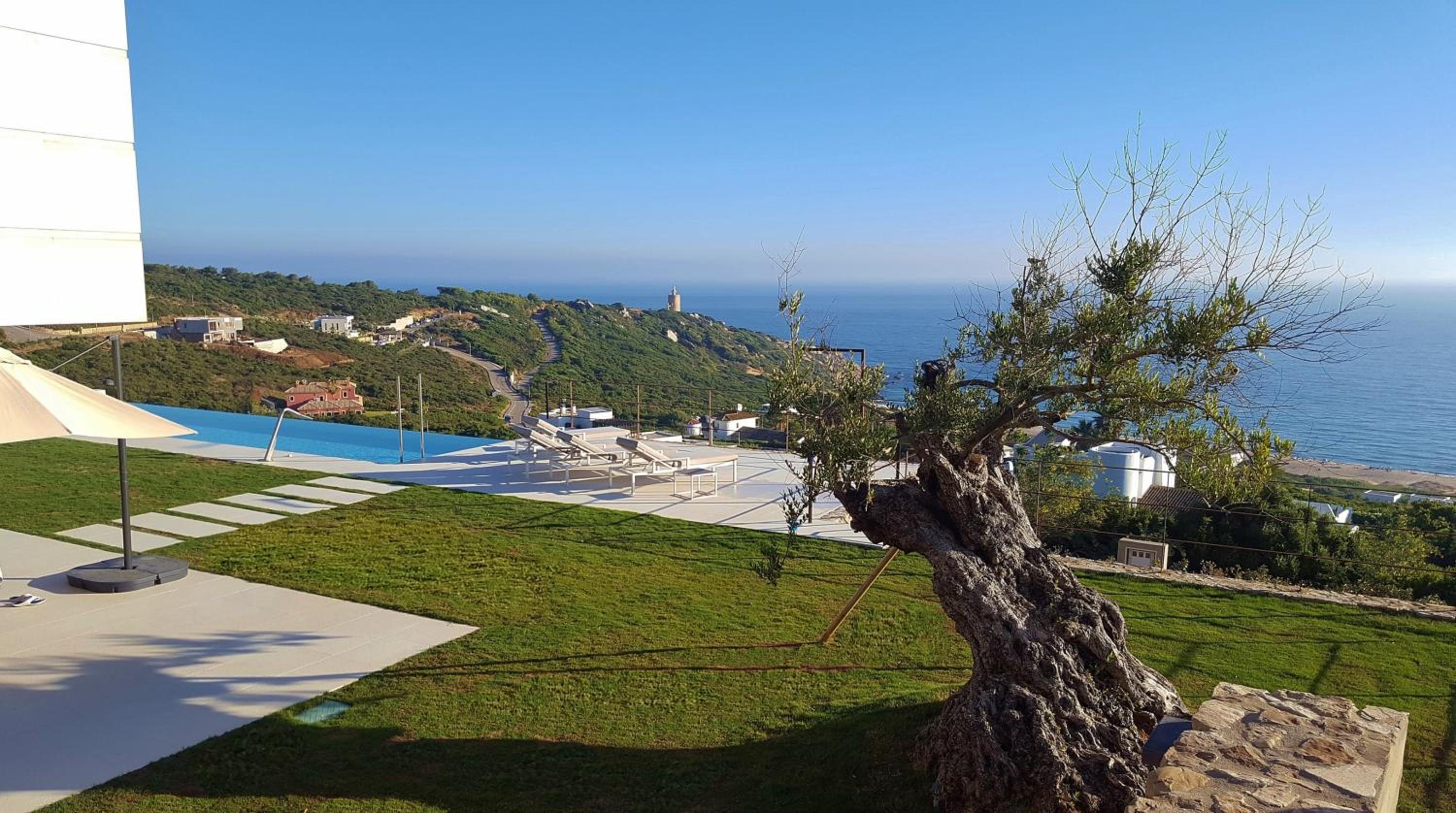 Villa Alkaram de lujo con vistas panorámicas al mar photo 5