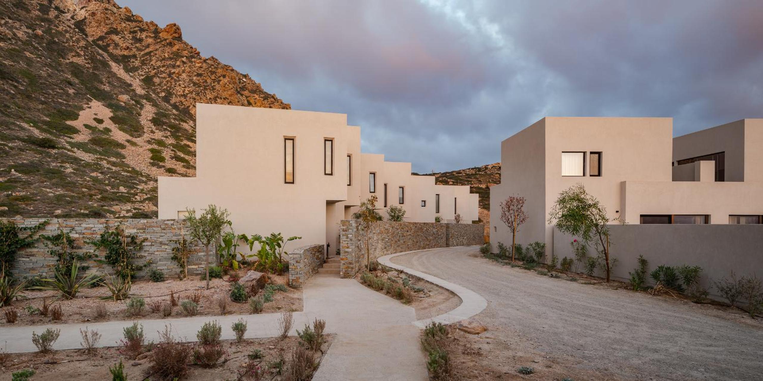 Hotel Milos Cove - Image 1
