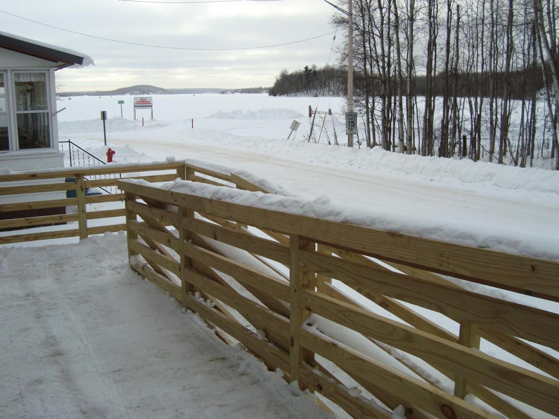 Active Lakeview Escape