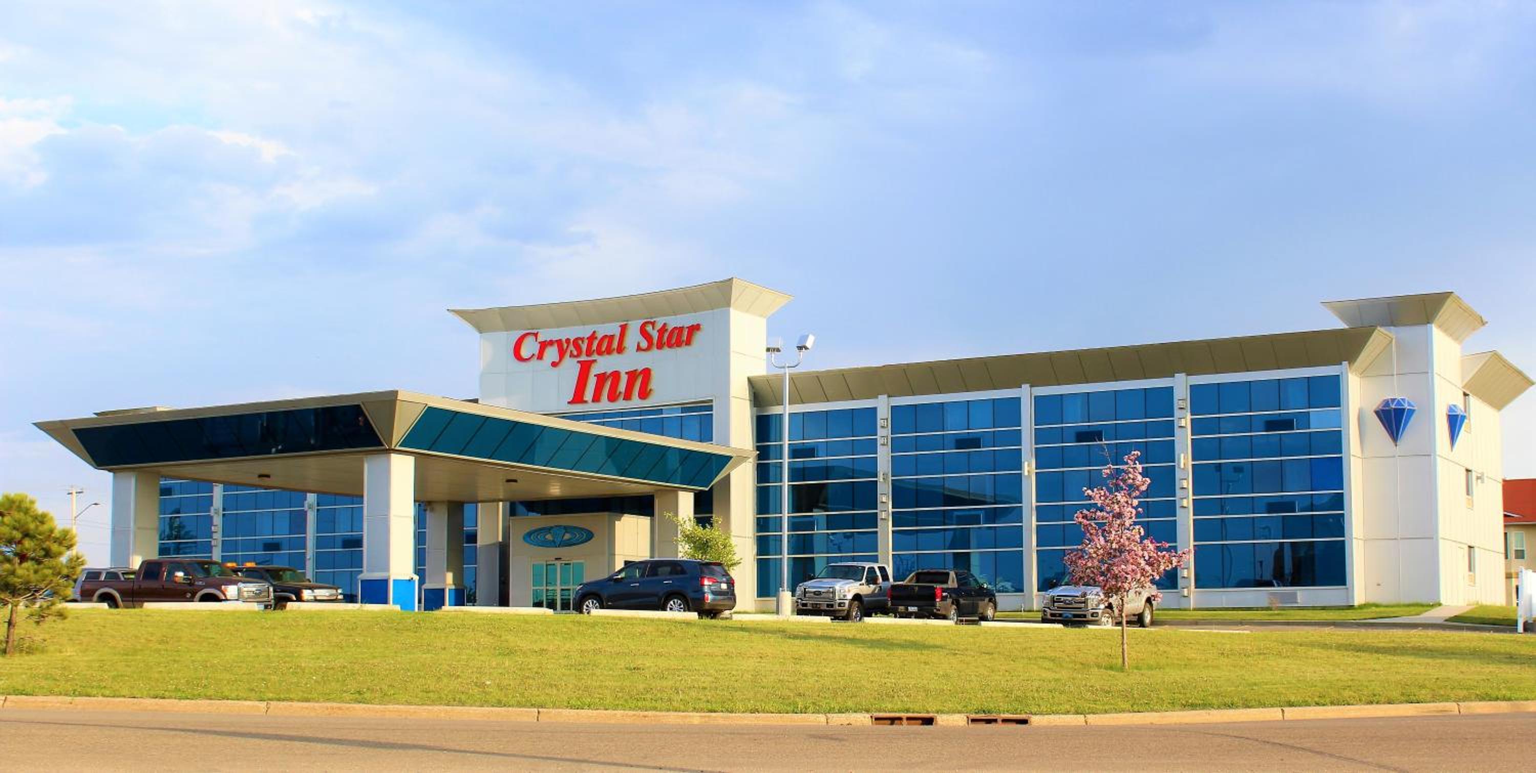 Leduc Vacations - Crystal Star Inn Edmonton Airport with free shuttle to and from Airport - Property Image 1