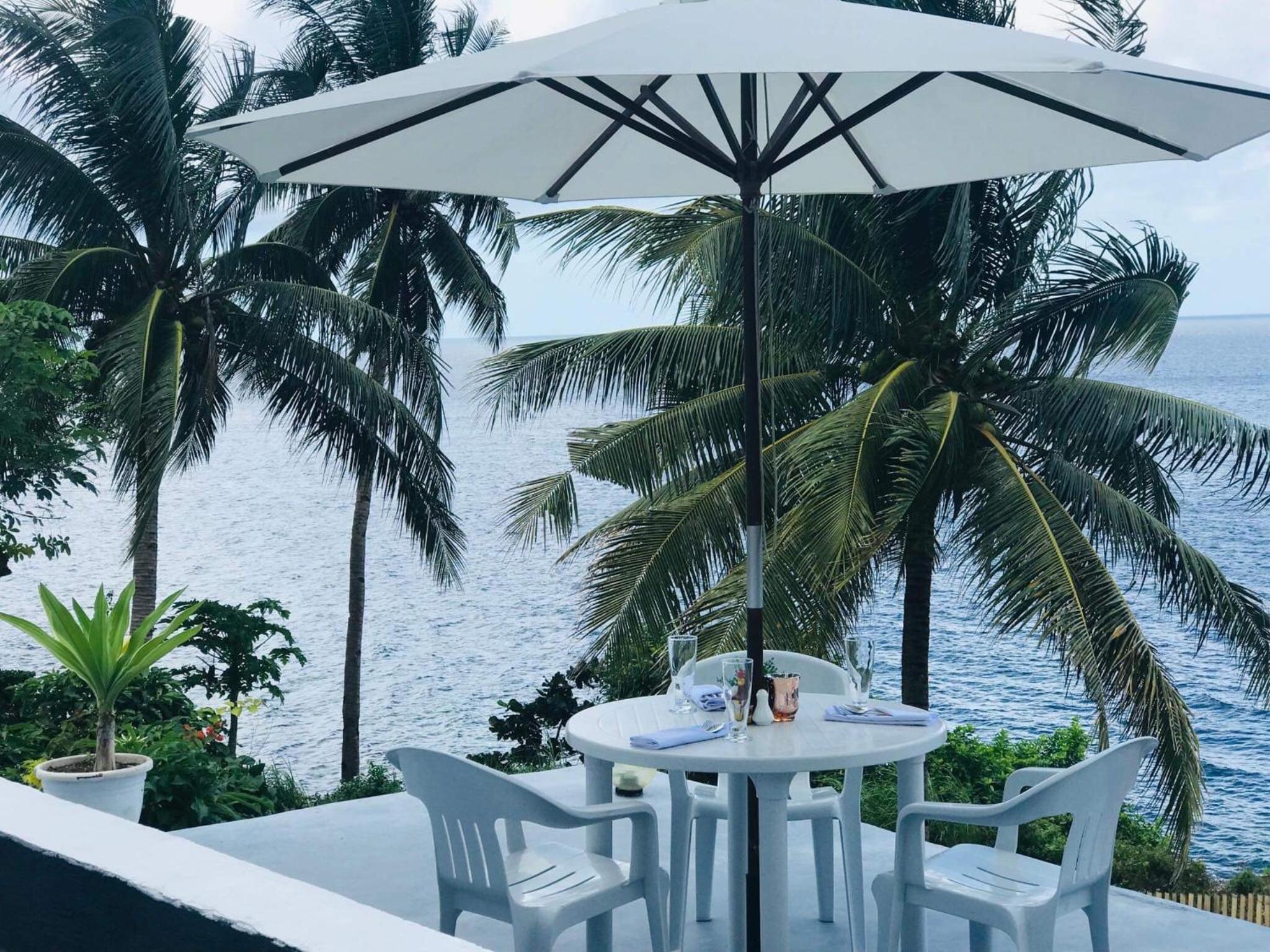 Bintana Sa Paraiso