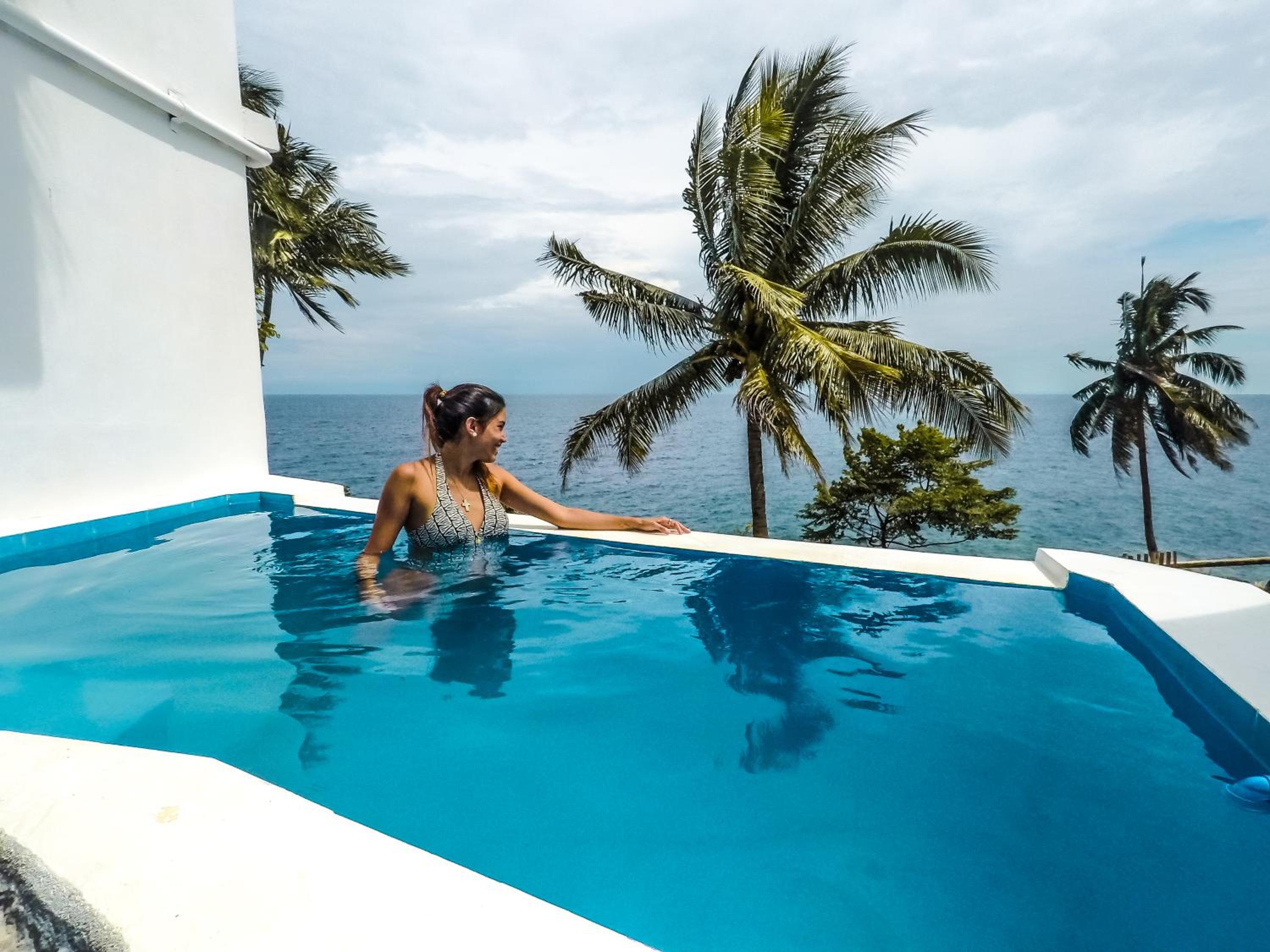 Bintana Sa Paraiso
