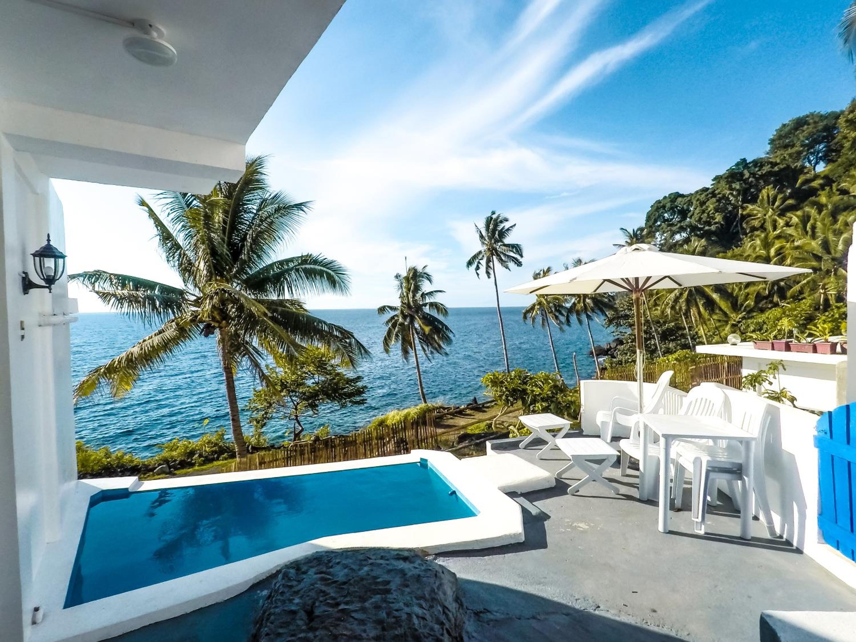 Bintana Sa Paraiso