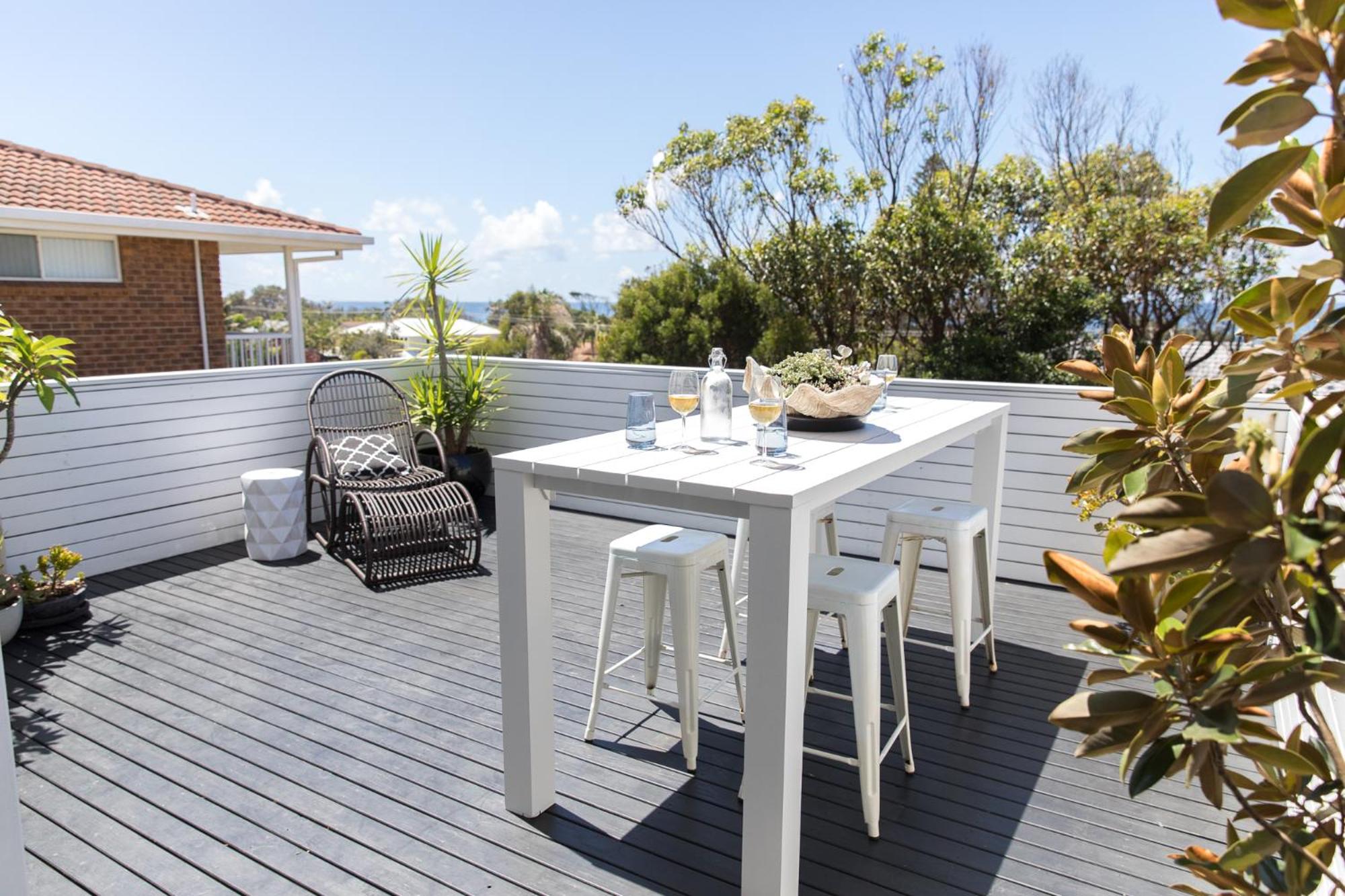White Beach Cottage