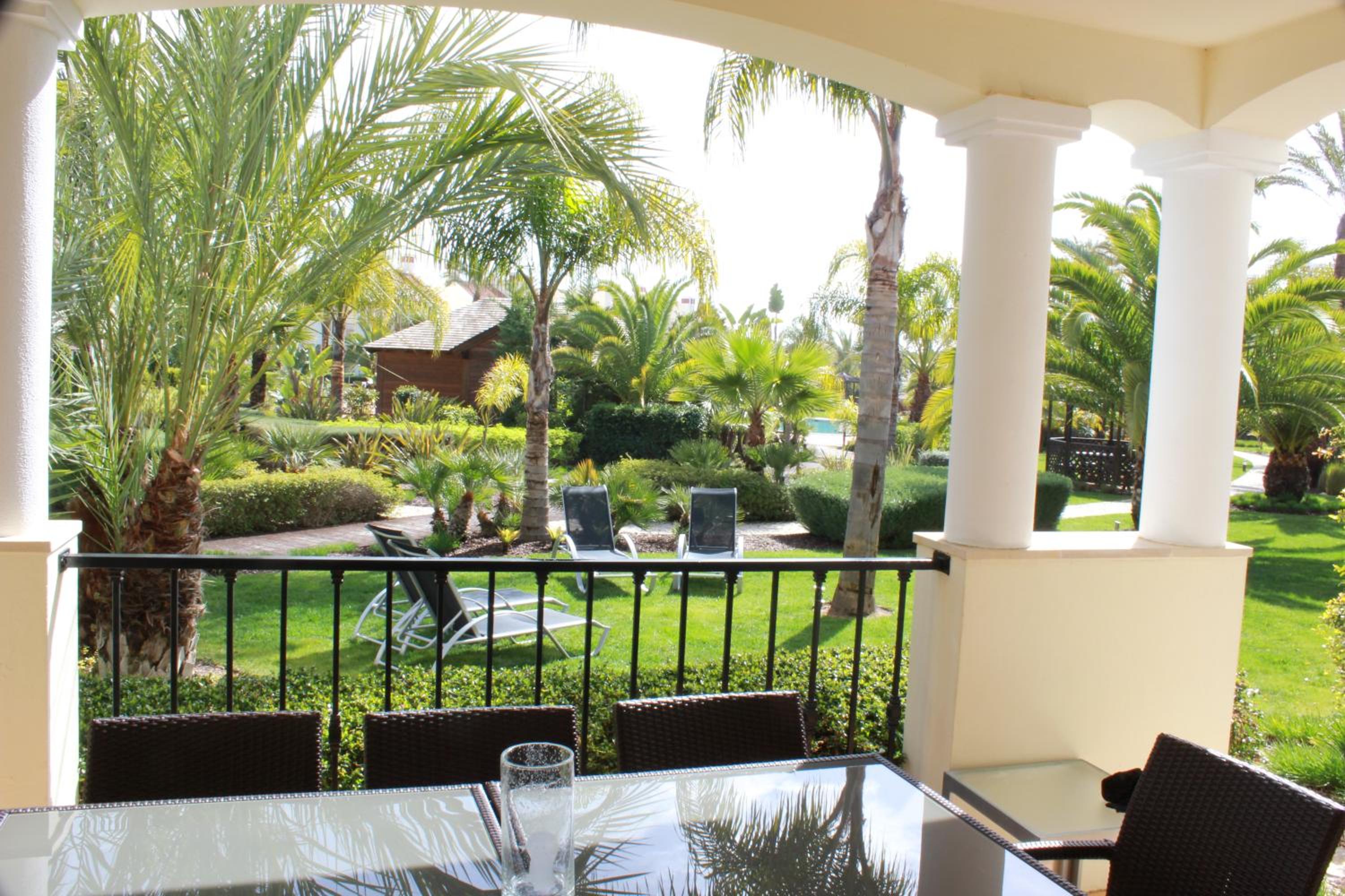 Luxury 3 Bedroom Apartment on Gated Complex view 2
