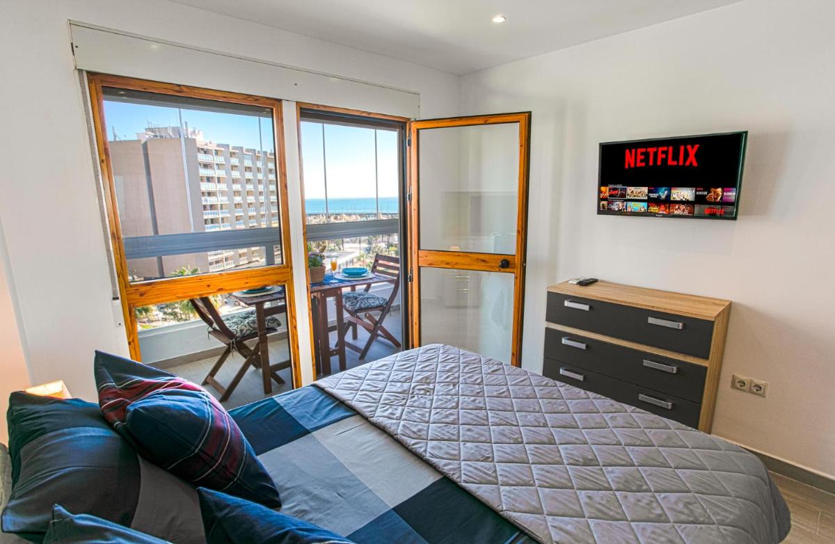 Puerto Marina Deluxe view 3