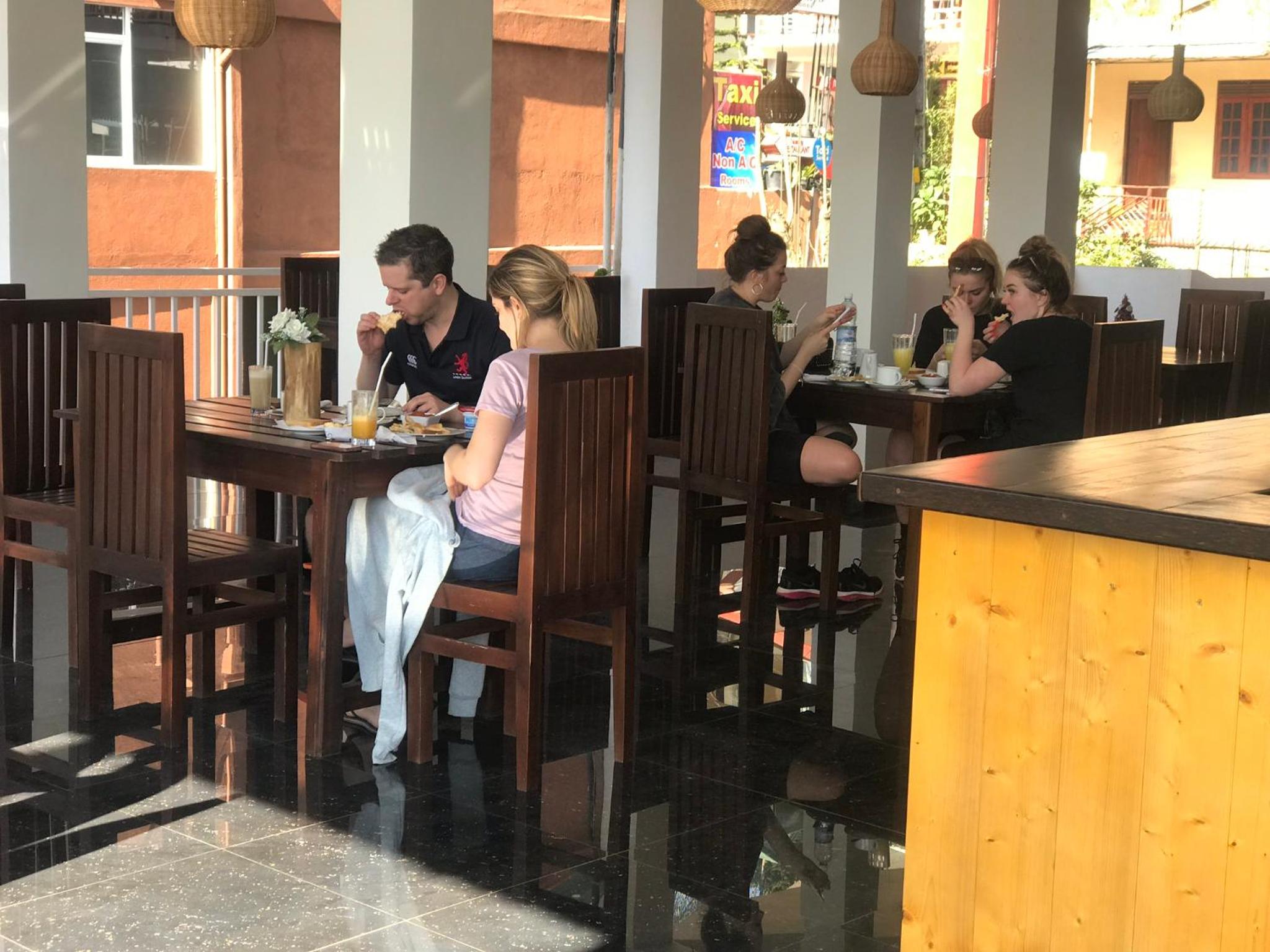 Adams Peak Inn