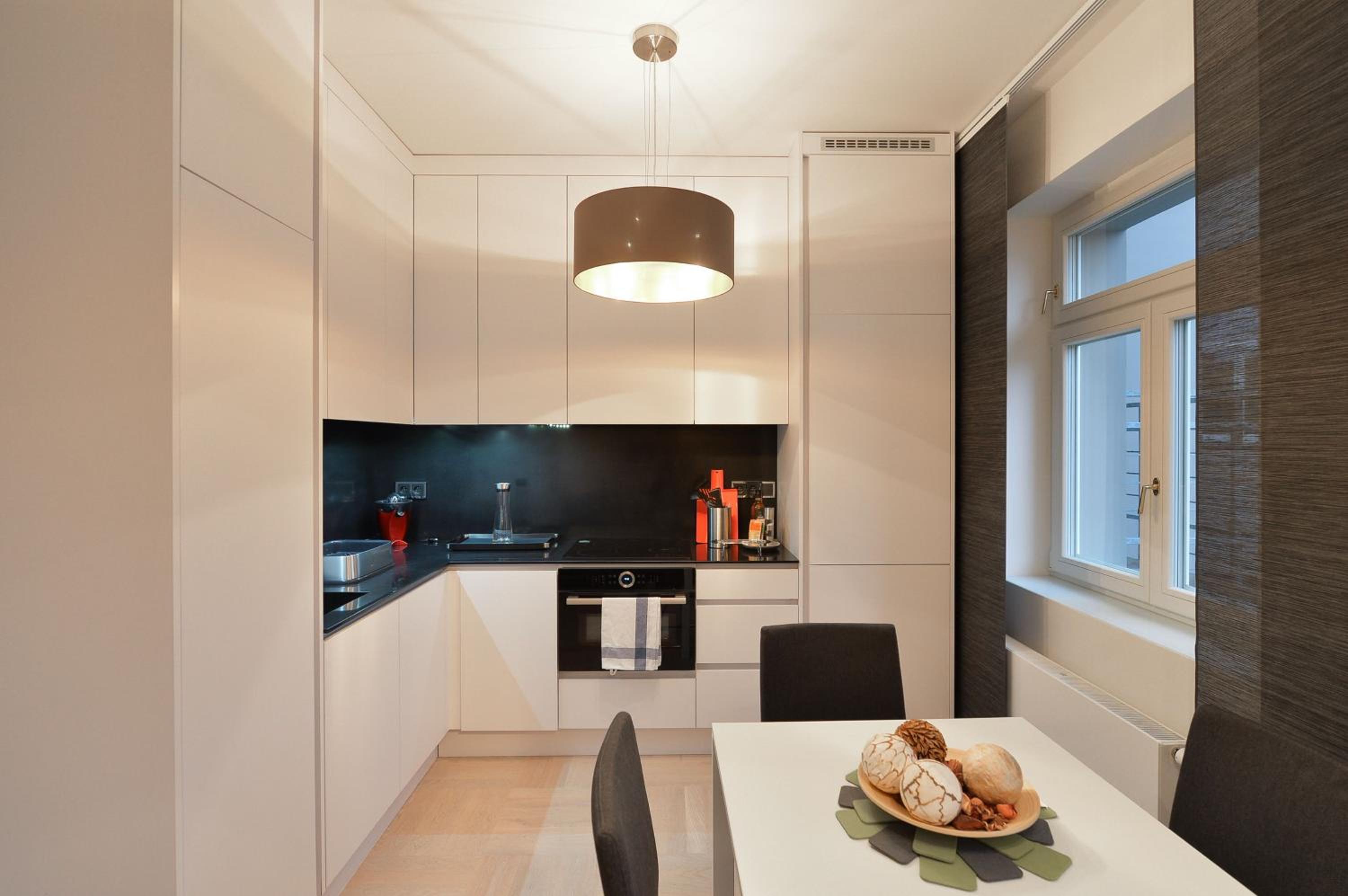 Modern Apt with portable AC and Cozy Terrace