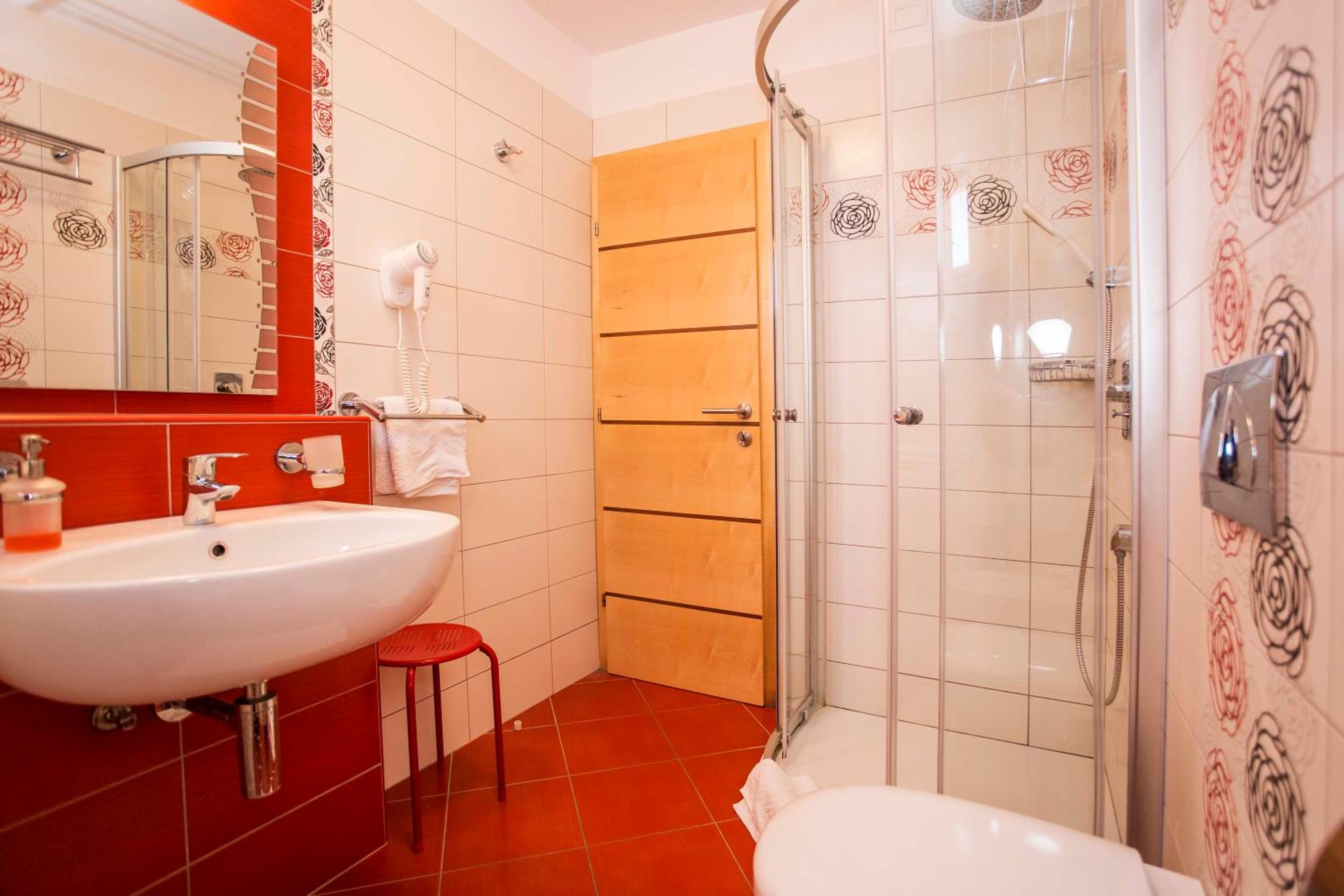 Apartments Romano