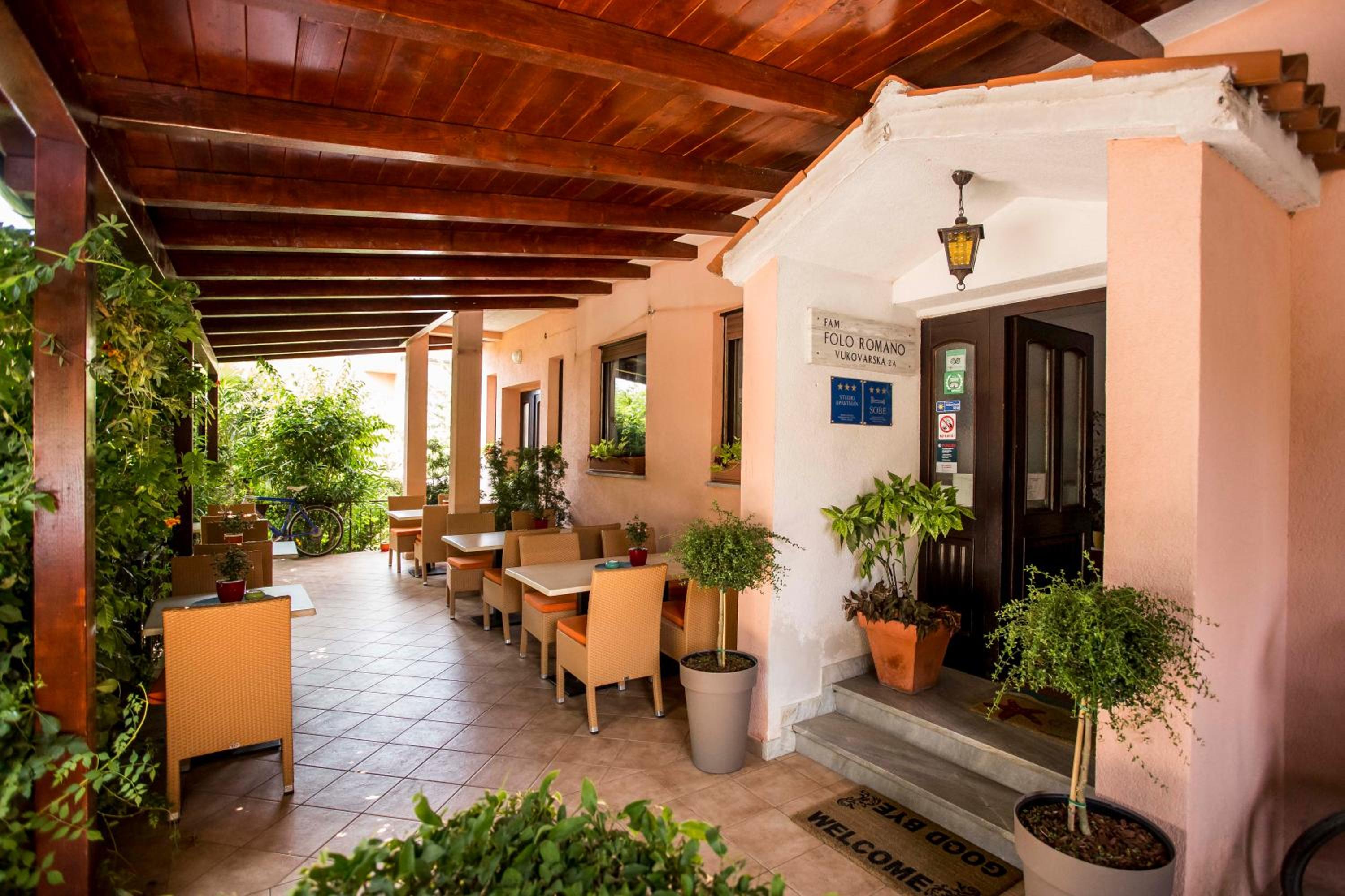 Apartments Romano